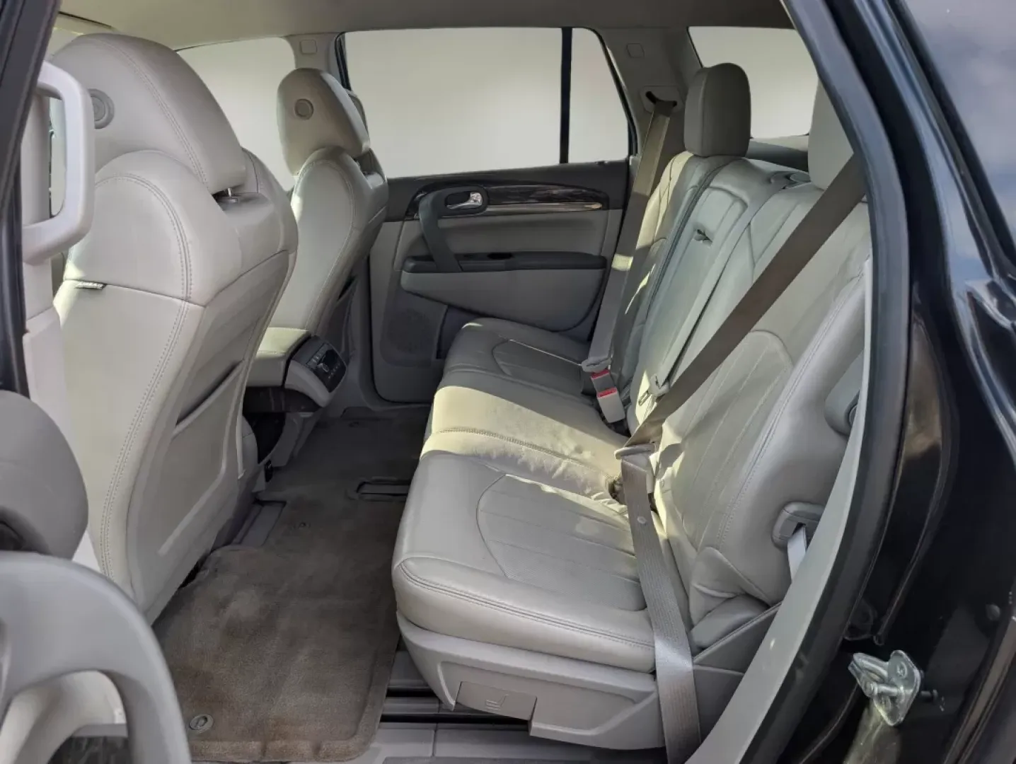 2014 /Titanium Buick Enclave Leather (5GAKRBKD3EJ) with an Other engine, located at 3959 U.S. 80 W, Phenix City, AL, 36870, (334) 297-4885, 32.469296, -85.135185 - **Discover the Perfect Family Companion: 2014 Buick Enclave at Gils Auto - Phenix City, AL**<br /> <br /> Are you on the lookout for a vehicle that can accommodate your growing family while providing comfort, safety, and style? Look no further than this stunning 2014 Buick Enclave! With its spacious - Photo#11