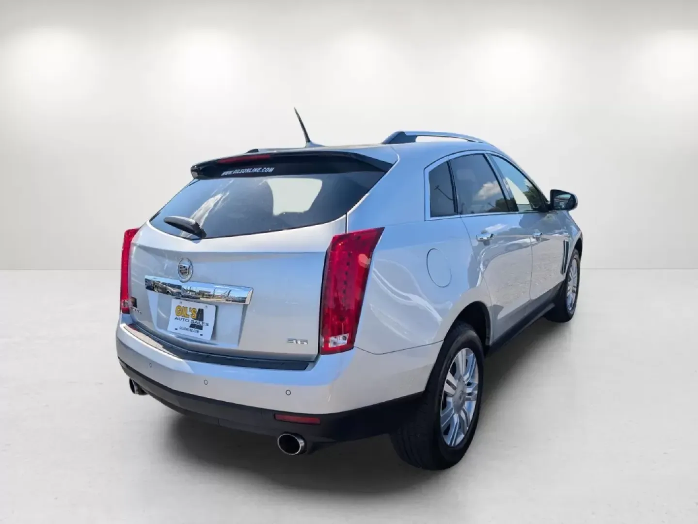 2014 /Ebony w/Ebony accents Cadillac SRX Luxury Collection (3GYFNEE36ES) with an Other engine, located at 3959 U.S. 80 W, Phenix City, AL, 36870, (334) 297-4885, 32.469296, -85.135185 - **Explore Luxury and Adventure with the 2014 Cadillac SRX at Gils Auto in Phenix City, AL!**<br /> <br /> Are you looking for a versatile vehicle that can keep up with your family's busy lifestyle or your weekend escapades? Look no further than the 2014 Cadillac SRX, available now at Gils Auto! This - Photo#4