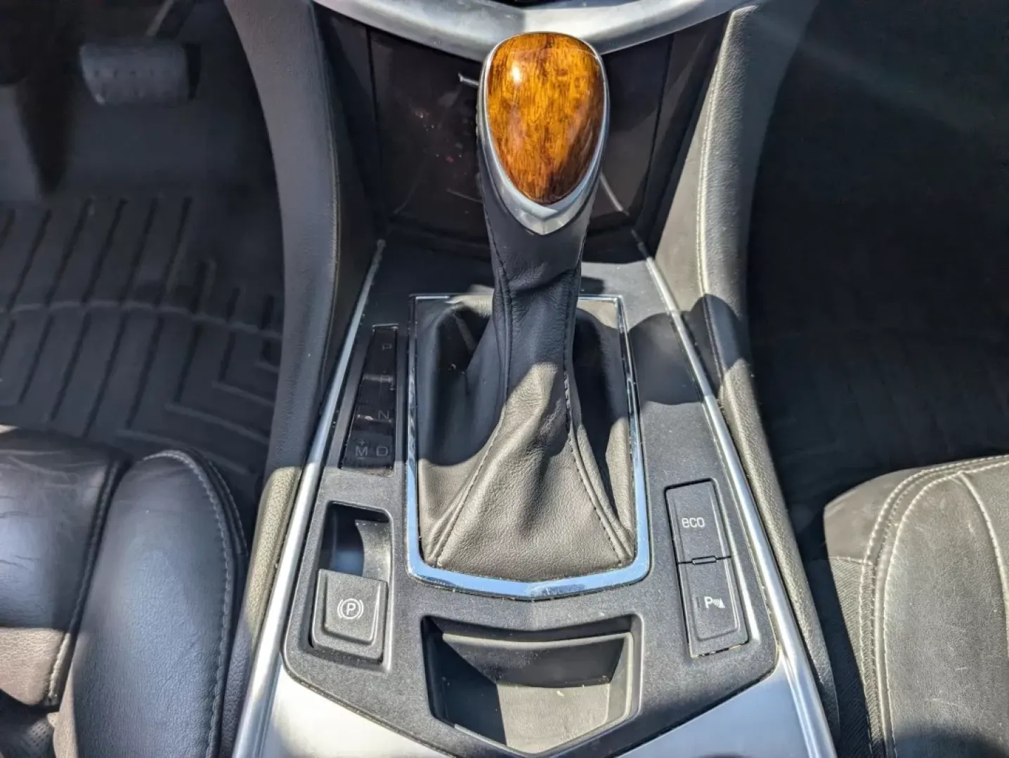 2014 /Ebony w/Ebony accents Cadillac SRX Luxury Collection (3GYFNEE36ES) with an Other engine, located at 3959 U.S. 80 W, Phenix City, AL, 36870, (334) 297-4885, 32.469296, -85.135185 - **Explore Luxury and Adventure with the 2014 Cadillac SRX at Gils Auto in Phenix City, AL!**<br /> <br /> Are you looking for a versatile vehicle that can keep up with your family's busy lifestyle or your weekend escapades? Look no further than the 2014 Cadillac SRX, available now at Gils Auto! This - Photo#14