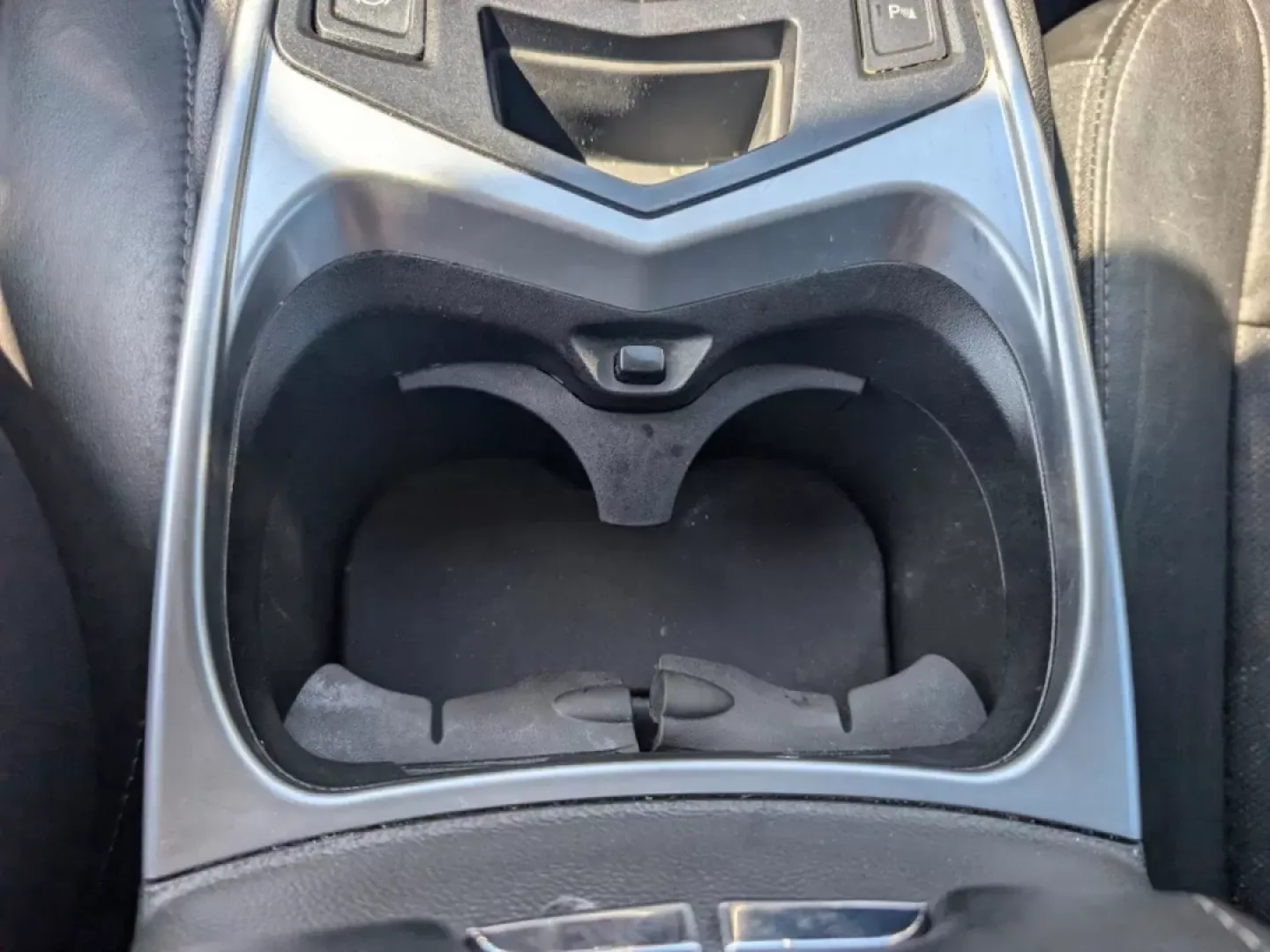 2014 /Ebony w/Ebony accents Cadillac SRX Luxury Collection (3GYFNEE36ES) with an Other engine, located at 3959 U.S. 80 W, Phenix City, AL, 36870, (334) 297-4885, 32.469296, -85.135185 - **Explore Luxury and Adventure with the 2014 Cadillac SRX at Gils Auto in Phenix City, AL!**<br /> <br /> Are you looking for a versatile vehicle that can keep up with your family's busy lifestyle or your weekend escapades? Look no further than the 2014 Cadillac SRX, available now at Gils Auto! This - Photo#15