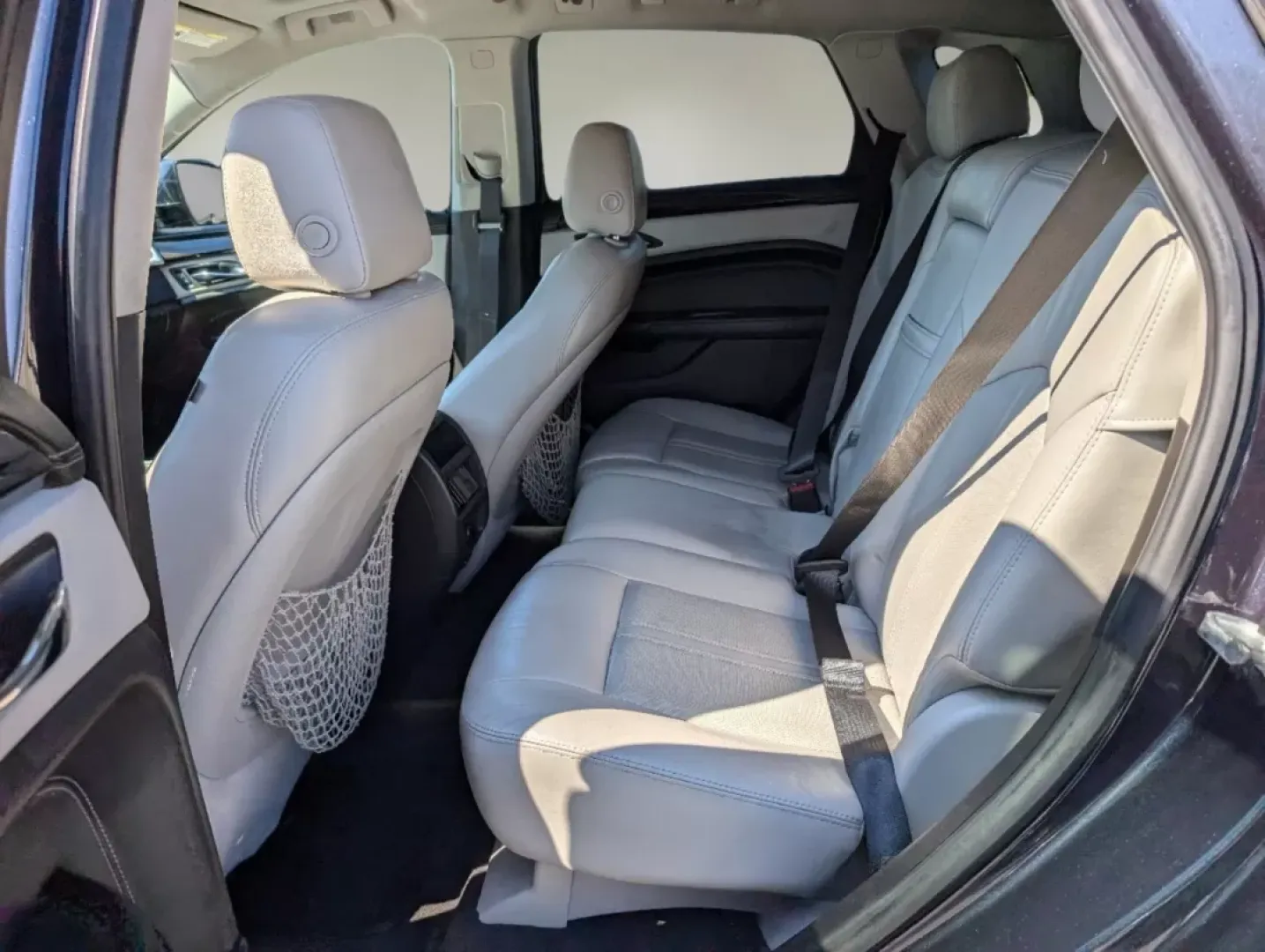 2014 /Light Titanium w/Ebony accents Cadillac SRX Luxury Collection (3GYFNBE30ES) with an Other engine, located at 804 22nd Ave, Phenix City, AL, 36870, (334) 297-1860, 32.484749, -85.024475 - **Elevate Your Lifestyle with the 2014 Cadillac SRX Luxury Collection at Gils Auto** <br /> <br /> Are you ready to experience the perfect blend of luxury and functionality? Whether you're a growing family in need of a spacious SUV, a daily commuter seeking comfort, or someone who loves weekend get - Photo#9