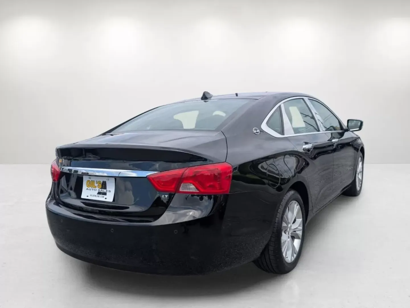 2014 /Jet Black Chevrolet Impala LT (1G1125S32EU) with an Other engine, located at 804 22nd Ave, Phenix City, AL, 36870, (334) 297-1860, 32.484749, -85.024475 - Experience the perfect blend of comfort, style, and technology with this stunning 2014 Chevrolet Impala LT, now available at Gils Auto in Phenix City, AL. Whether you're commuting to work, taking the family on weekend adventures, or simply running errands around town, this sedan brings a level of so - Photo#4