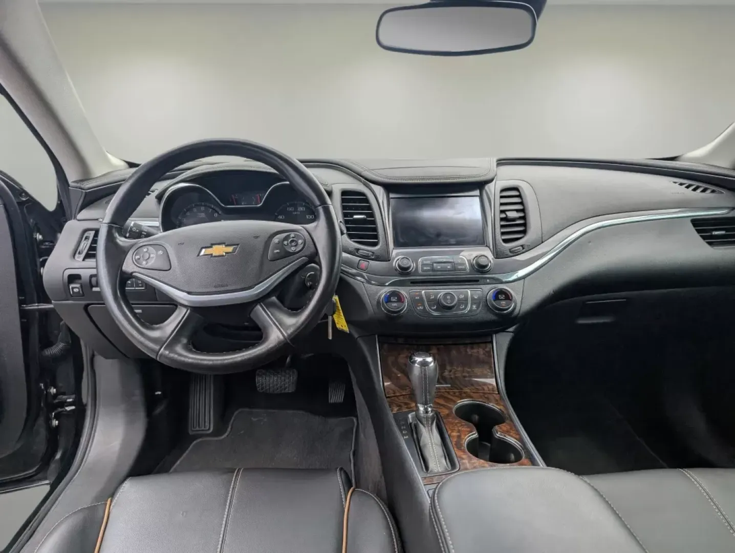 2014 /Jet Black Chevrolet Impala LT (1G1125S32EU) with an Other engine, located at 804 22nd Ave, Phenix City, AL, 36870, (334) 297-1860, 32.484749, -85.024475 - Experience the perfect blend of comfort, style, and technology with this stunning 2014 Chevrolet Impala LT, now available at Gils Auto in Phenix City, AL. Whether you're commuting to work, taking the family on weekend adventures, or simply running errands around town, this sedan brings a level of so - Photo#11