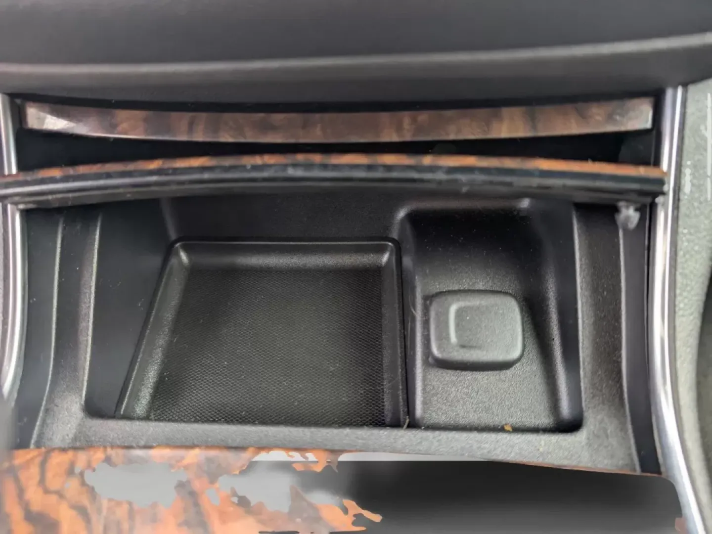 2014 /Jet Black Chevrolet Impala LT (1G1125S32EU) with an Other engine, located at 804 22nd Ave, Phenix City, AL, 36870, (334) 297-1860, 32.484749, -85.024475 - Experience the perfect blend of comfort, style, and technology with this stunning 2014 Chevrolet Impala LT, now available at Gils Auto in Phenix City, AL. Whether you're commuting to work, taking the family on weekend adventures, or simply running errands around town, this sedan brings a level of so - Photo#12