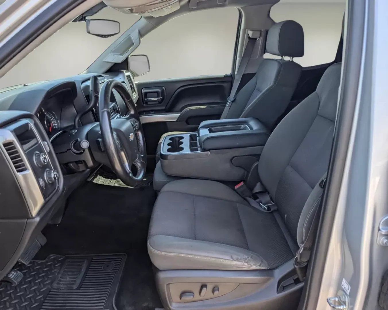 2014 /Jet Black Chevrolet Silverado 1500 LT (1GCVKREC2EZ) with an Other engine, located at 3959 U.S. 80 W, Phenix City, AL, 36870, (334) 297-4885, 32.469296, -85.135185 - **Conquer Your Adventures with the 2014 Chevrolet Silverado 1500 LT-Now Available at Gils Auto in Phenix City!**<br /> <br /> Are you ready to elevate your lifestyle with a dependable pickup that's perfect for both weekend adventures and daily commutes? Look no further than the robust 2014 Chevrolet - Photo#13