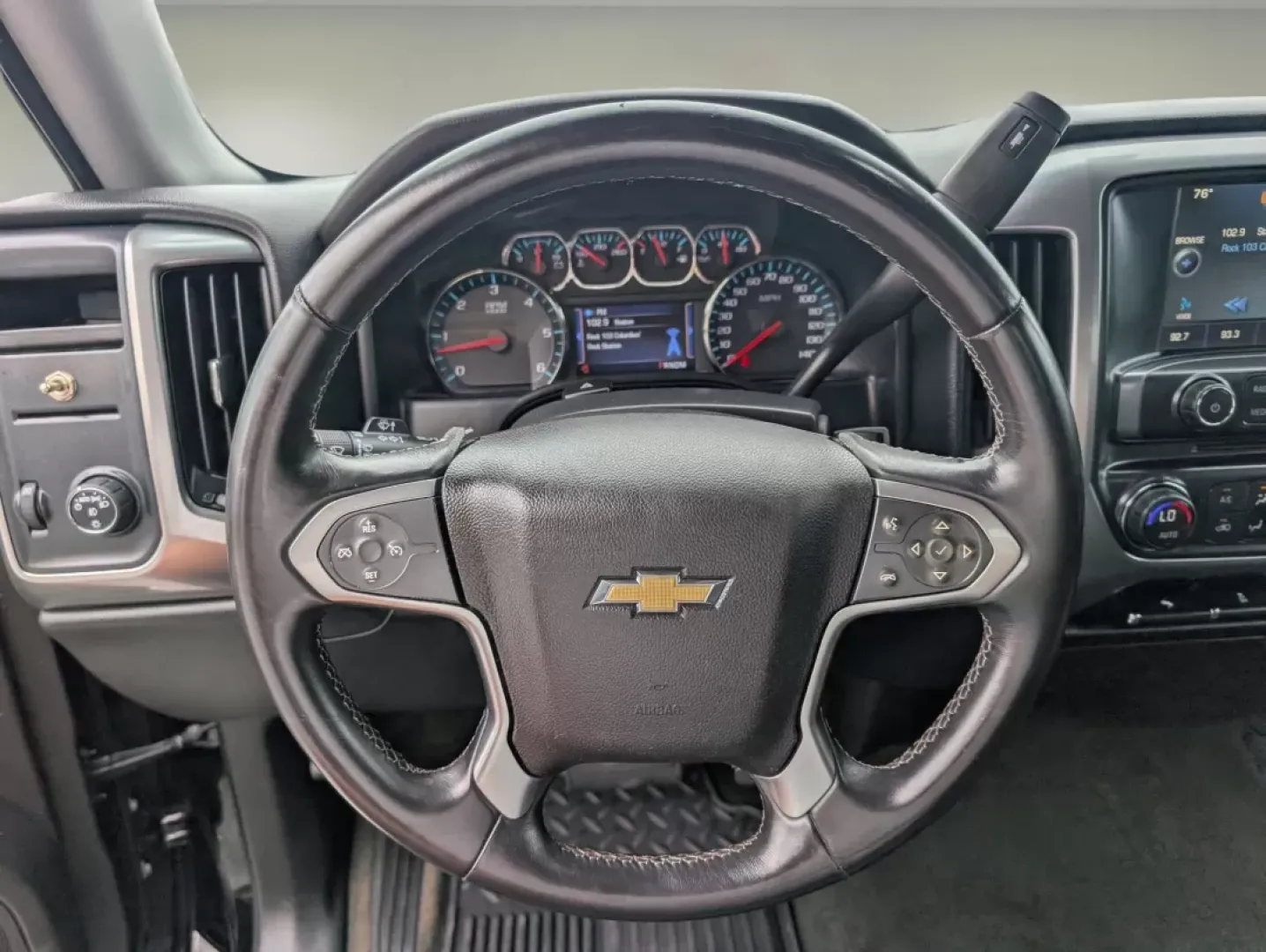 2014 /Jet Black Chevrolet Silverado 1500 LT (1GCRCREC2EZ) with an Other engine, located at 3959 U.S. 80 W, Phenix City, AL, 36870, (334) 297-4885, 32.469296, -85.135185 - Are you ready to take your adventures to the next level? The 2014 Chevrolet Silverado 1500 LT is the perfect companion for anyone looking to tackle daily commutes or weekend getaways with ease. With its robust capabilities and spacious interior, this extended cab pickup is designed for those who app - Photo#15