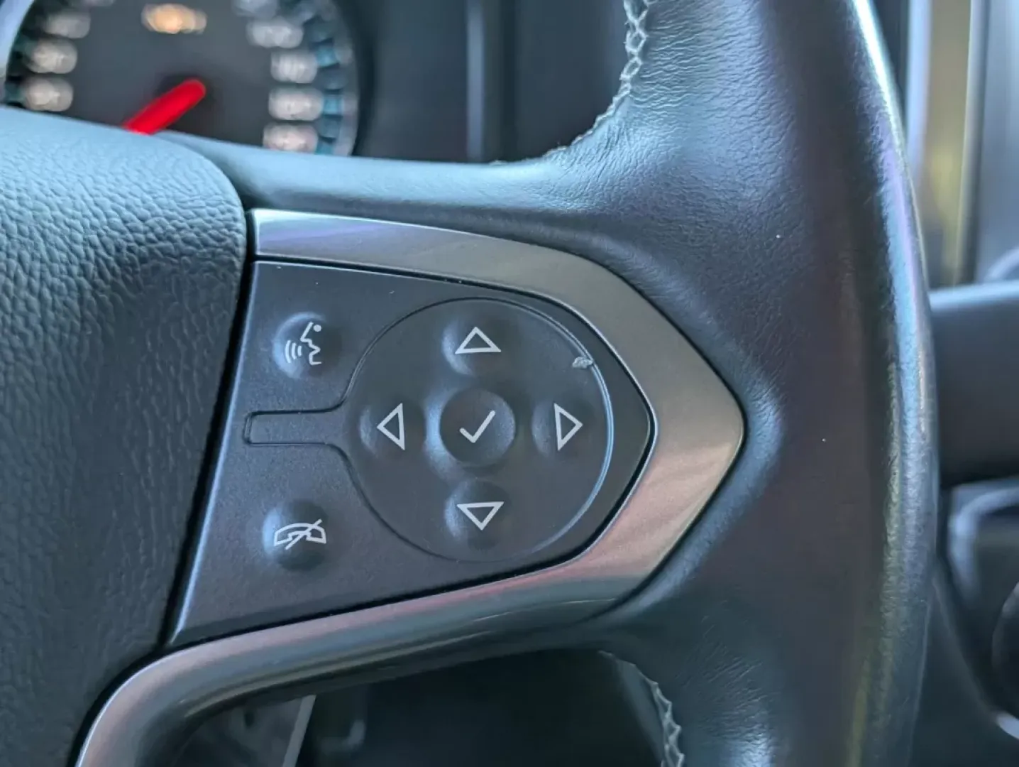 2014 /Jet Black Chevrolet Silverado 1500 LT (3GCUKRECXEG) with an Other engine, located at 5115 14th Ave., Columbus, GA, 31904, (706) 323-0345, 32.511494, -84.971046 - Are you ready to elevate your adventures with a reliable and versatile truck? Look no further than this impressive 2014 Chevrolet Silverado 1500 LT, available now at Gils Auto in Phenix City, AL! Whether you're a growing family looking for a spacious ride, a weekend warrior ready for off-road excurs - Photo#17