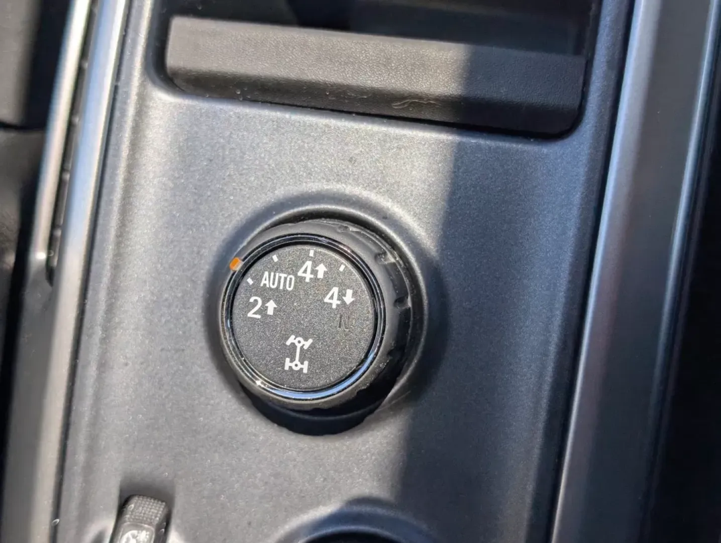 2014 /Jet Black Chevrolet Silverado 1500 LT (3GCUKRECXEG) with an Other engine, located at 5115 14th Ave., Columbus, GA, 31904, (706) 323-0345, 32.511494, -84.971046 - Are you ready to elevate your adventures with a reliable and versatile truck? Look no further than this impressive 2014 Chevrolet Silverado 1500 LT, available now at Gils Auto in Phenix City, AL! Whether you're a growing family looking for a spacious ride, a weekend warrior ready for off-road excurs - Photo#18