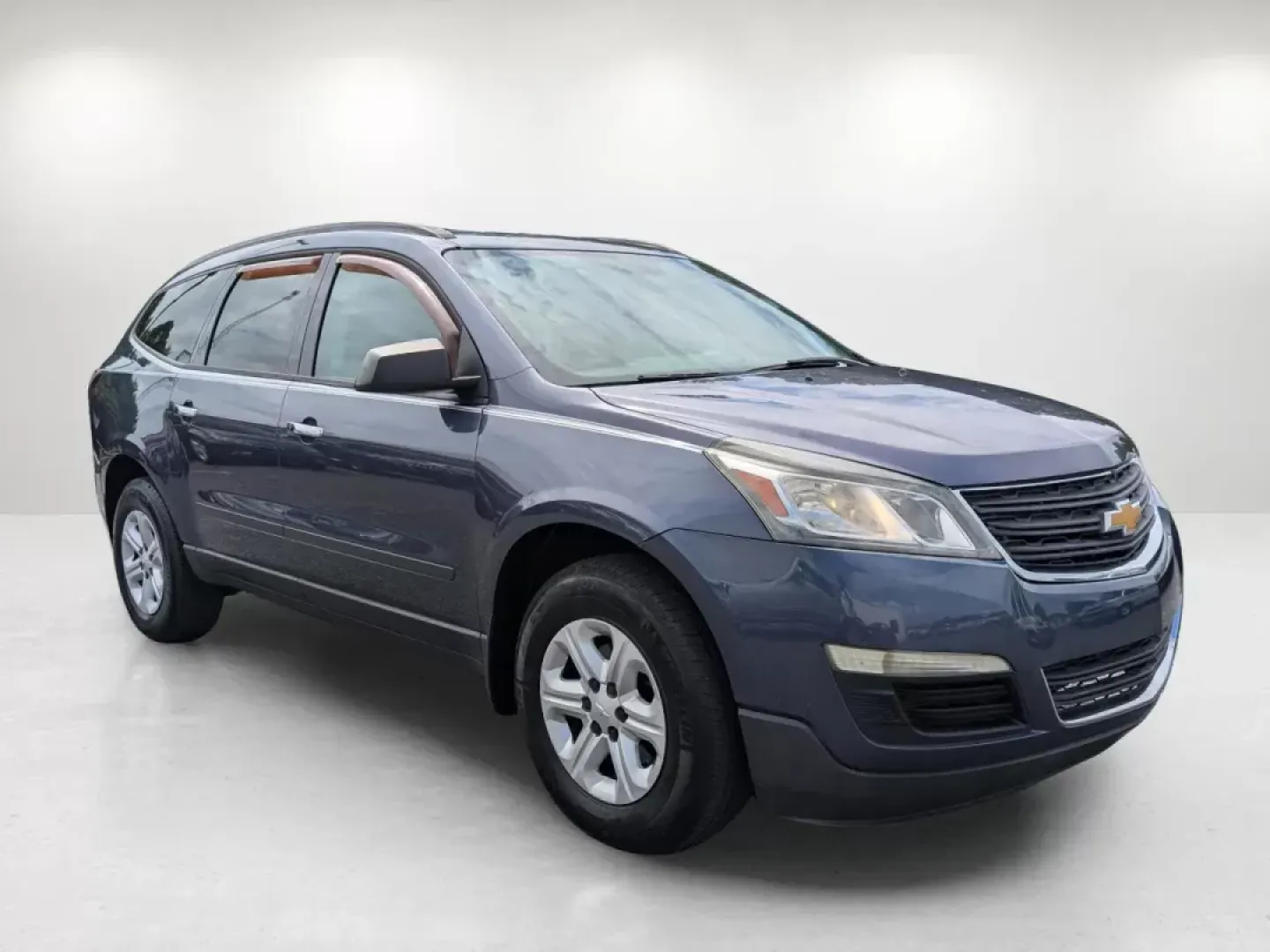 2014 /Dk Titanium/Lt Titanium Chevrolet Traverse LS (1GNKRFED6EJ) with an Other engine, located at 5115 14th Ave., Columbus, GA, 31904, (706) 323-0345, 32.511494, -84.971046 - **Adventure Awaits with the 2014 Chevrolet Traverse at Gils Auto - Columbus!**<br /> <br /> If you're looking for an SUV that can handle your family adventures, daily commutes, and weekend getaways, the 2014 Chevrolet Traverse is your perfect companion. With its spacious interior and robust capabili - Photo#2