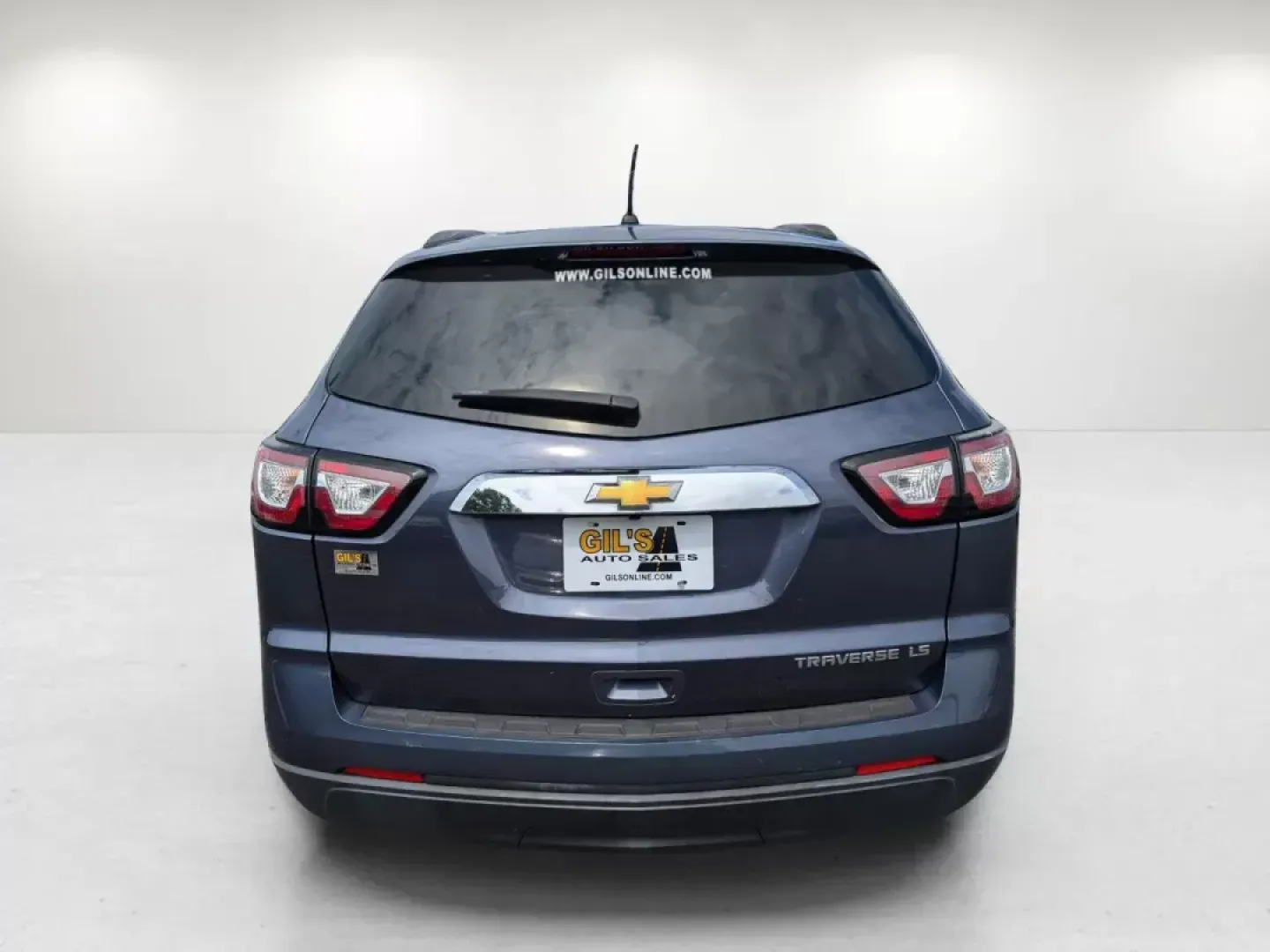 2014 /Dk Titanium/Lt Titanium Chevrolet Traverse LS (1GNKRFED6EJ) with an Other engine, located at 5115 14th Ave., Columbus, GA, 31904, (706) 323-0345, 32.511494, -84.971046 - **Adventure Awaits with the 2014 Chevrolet Traverse at Gils Auto - Columbus!**<br /> <br /> If you're looking for an SUV that can handle your family adventures, daily commutes, and weekend getaways, the 2014 Chevrolet Traverse is your perfect companion. With its spacious interior and robust capabili - Photo#5