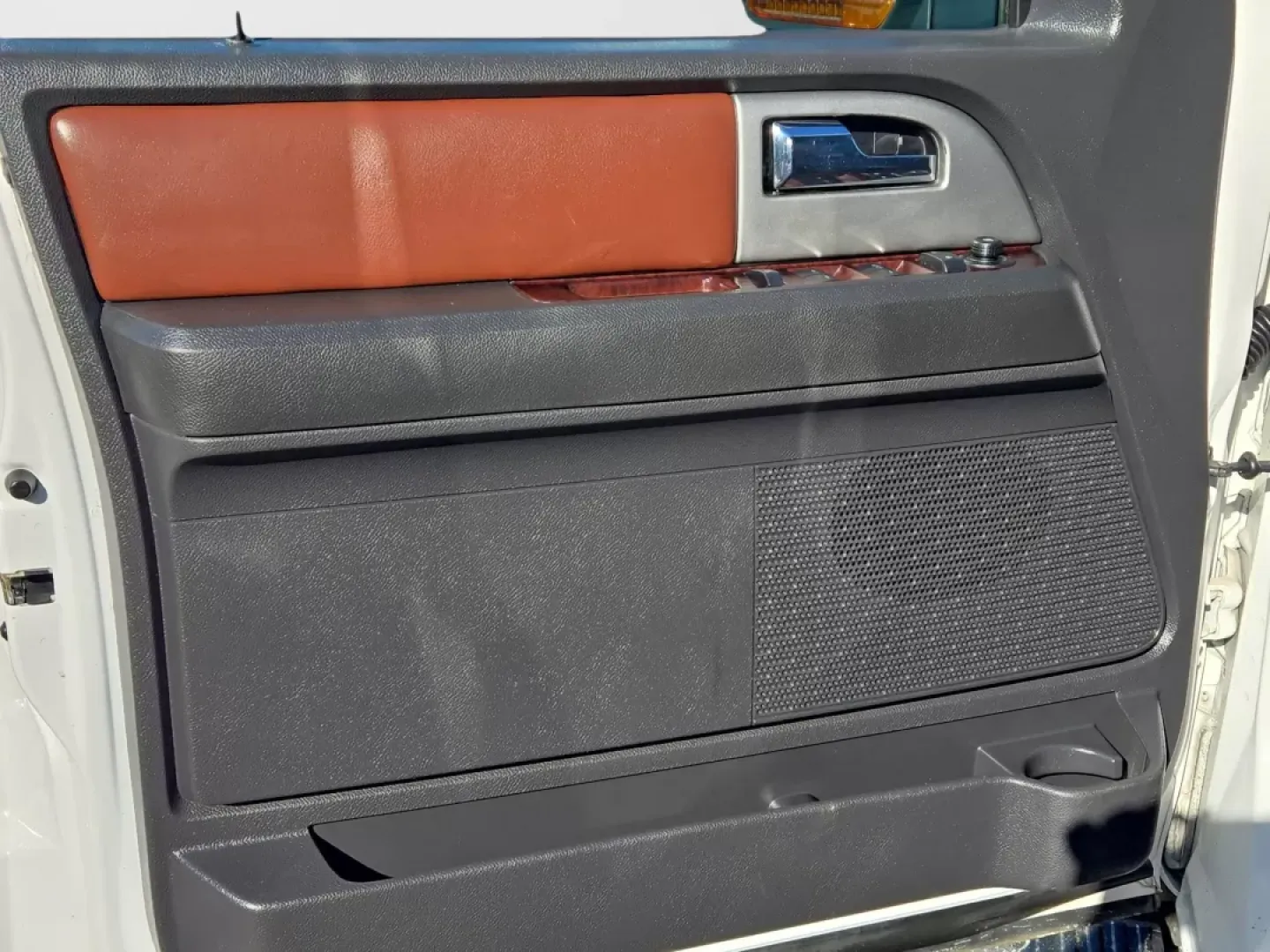 2014 Ford Expedition EL King Ranch (1FMJK1J51EE) with an Other engine, located at 3959 U.S. 80 W, Phenix City, AL, 36870, (334) 297-4885, 32.469296, -85.135185 - **Explore Adventure in the 2014 Ford Expedition EL Your Ultimate Family SUV!**<br /> <br /> Are you ready to elevate your family adventures or weekend getaways? The 2014 Ford Expedition EL is your ticket to comfort, space, and reliability. Perfectly designed for growing families and those craving w - Photo#10