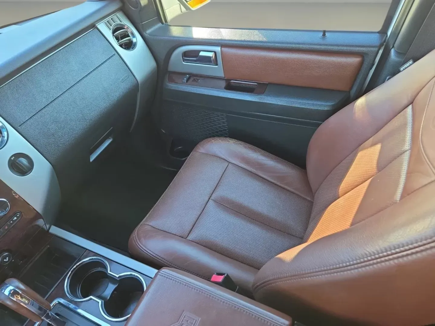 2014 Ford Expedition EL King Ranch (1FMJK1J51EE) with an Other engine, located at 3959 U.S. 80 W, Phenix City, AL, 36870, (334) 297-4885, 32.469296, -85.135185 - **Explore Adventure in the 2014 Ford Expedition EL Your Ultimate Family SUV!**<br /> <br /> Are you ready to elevate your family adventures or weekend getaways? The 2014 Ford Expedition EL is your ticket to comfort, space, and reliability. Perfectly designed for growing families and those craving w - Photo#16