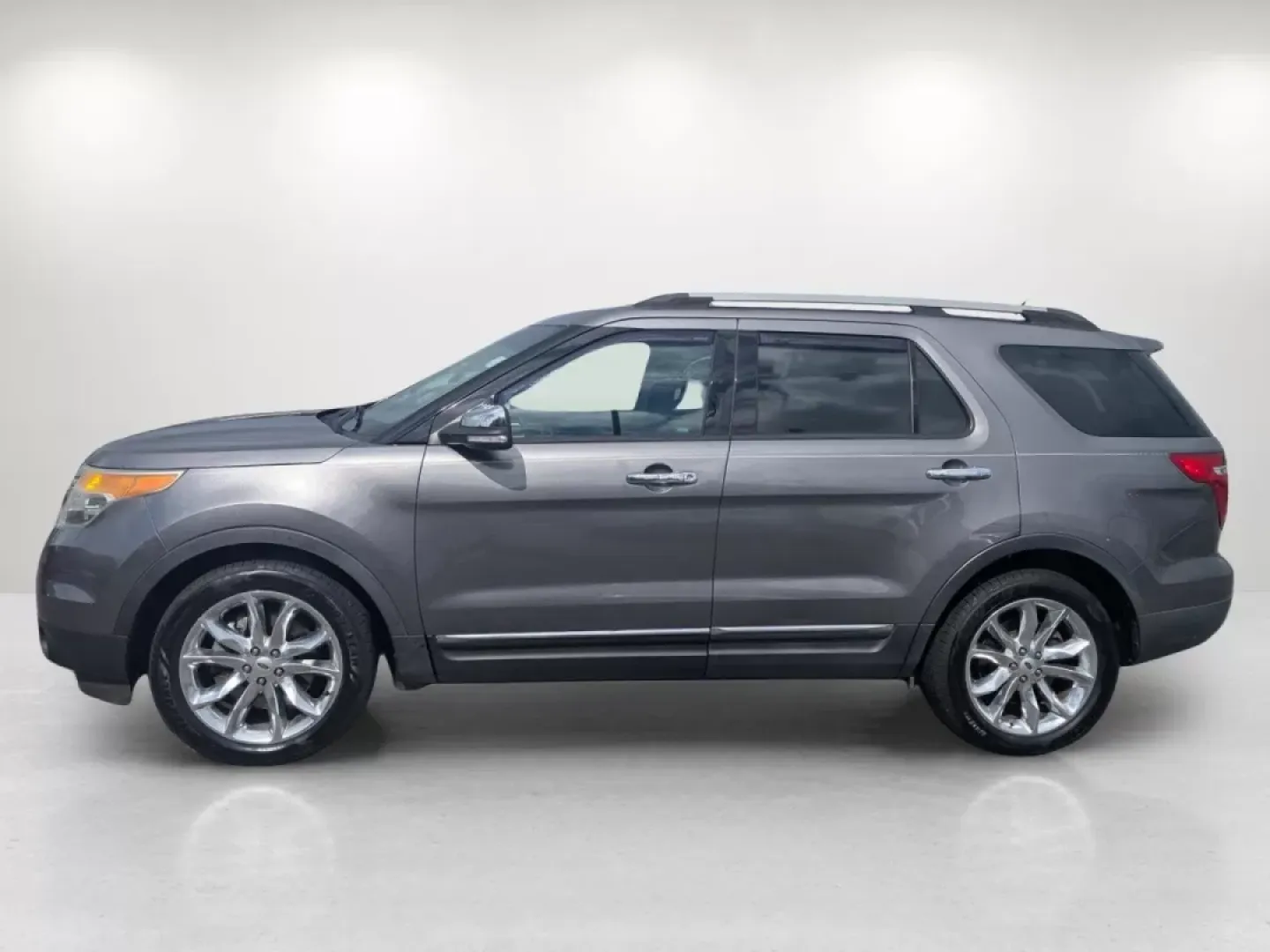 2014 Ford Explorer XLT (1FM5K7D87EG) with an Other engine, located at 804 22nd Ave, Phenix City, AL, 36870, (334) 297-1860, 32.484749, -85.024475 - 2014 Ford Explorer XLT - Photo#7