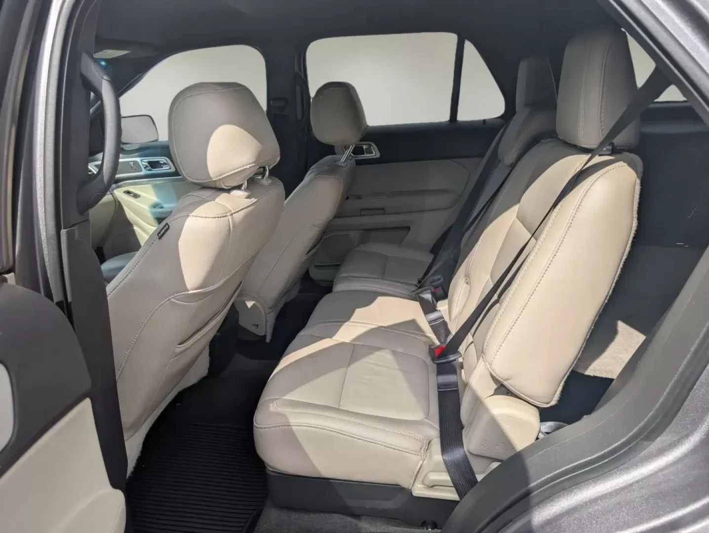 2014 Ford Explorer XLT (1FM5K7D87EG) with an Other engine, located at 804 22nd Ave, Phenix City, AL, 36870, (334) 297-1860, 32.484749, -85.024475 - 2014 Ford Explorer XLT - Photo#10