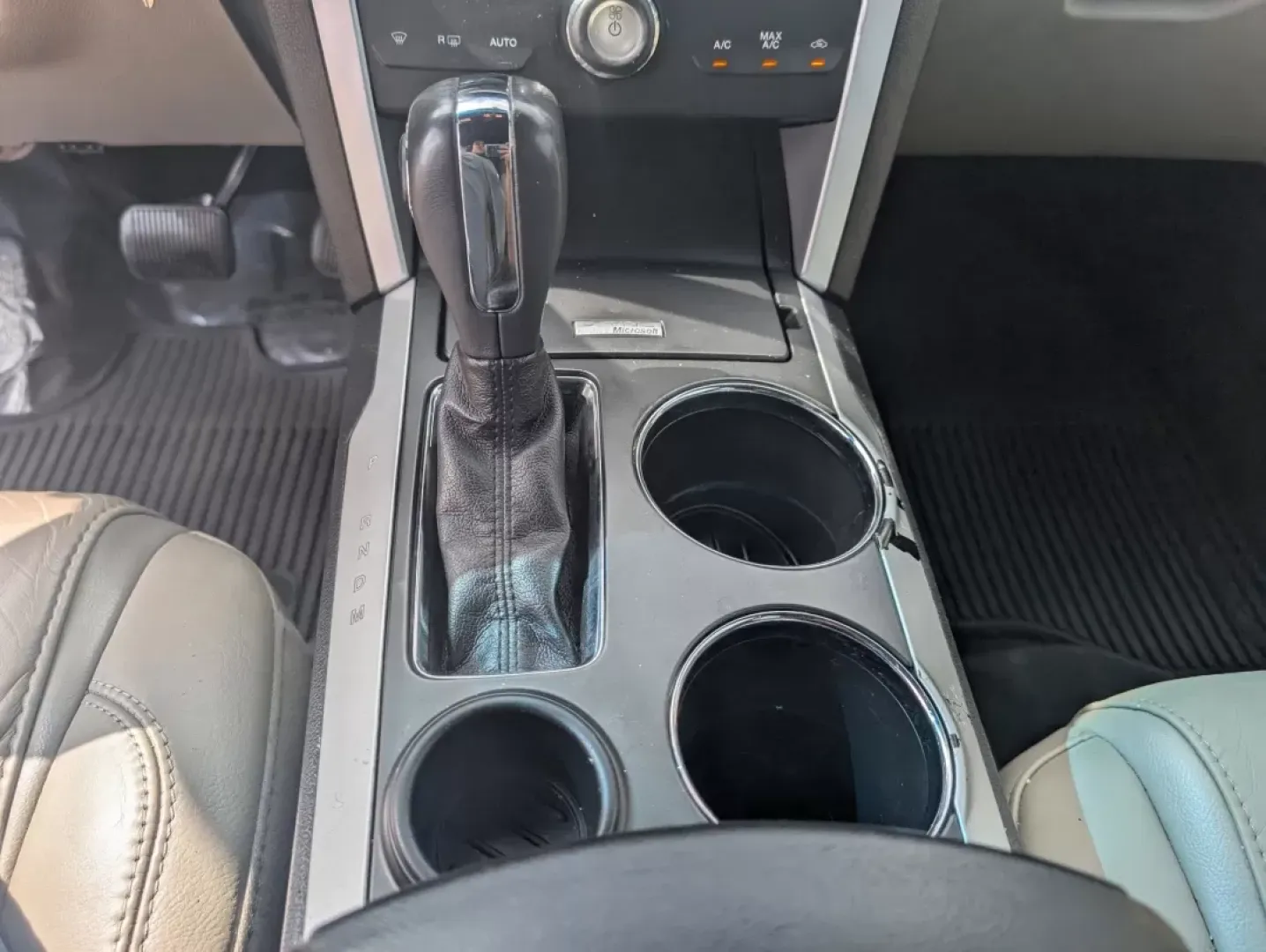 2014 Ford Explorer XLT (1FM5K7D87EG) with an Other engine, located at 804 22nd Ave, Phenix City, AL, 36870, (334) 297-1860, 32.484749, -85.024475 - 2014 Ford Explorer XLT - Photo#13