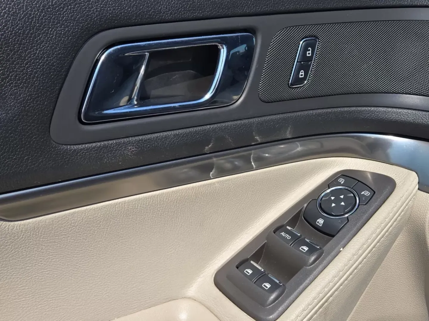 2014 Ford Explorer Base (1FM5K7B81EG) with an Other engine, located at 521 Old Farm Lane Rd, Prattville, AL, 36066, (334) 325-1505, 32.482460, -86.416367 - **Adventure Awaits: Discover the 2014 Ford Explorer at Gils Auto - Prattville!**<br /> <br /> If you're a growing family or an adventurous spirit, the 2014 Ford Explorer is the perfect companion for your next journey. With its spacious interior and robust features, this SUV is designed to handle eve - Photo#11