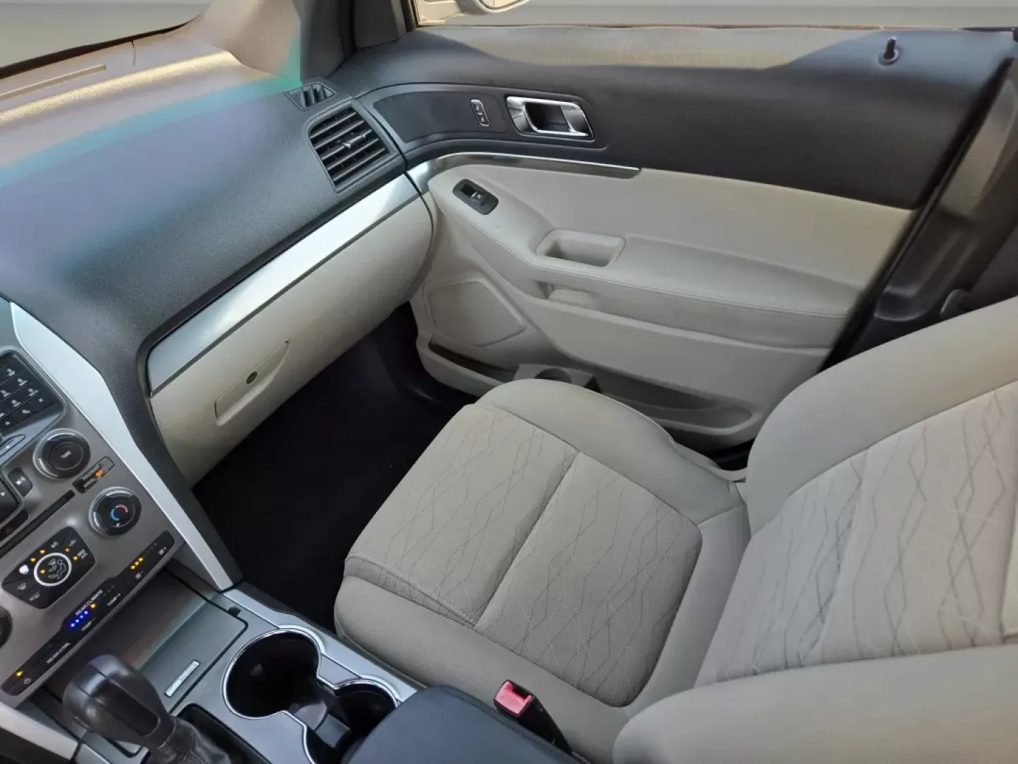 2014 Ford Explorer Base (1FM5K7B81EG) with an Other engine, located at 521 Old Farm Lane Rd, Prattville, AL, 36066, (334) 325-1505, 32.482460, -86.416367 - **Adventure Awaits: Discover the 2014 Ford Explorer at Gils Auto - Prattville!**<br /> <br /> If you're a growing family or an adventurous spirit, the 2014 Ford Explorer is the perfect companion for your next journey. With its spacious interior and robust features, this SUV is designed to handle eve - Photo#16