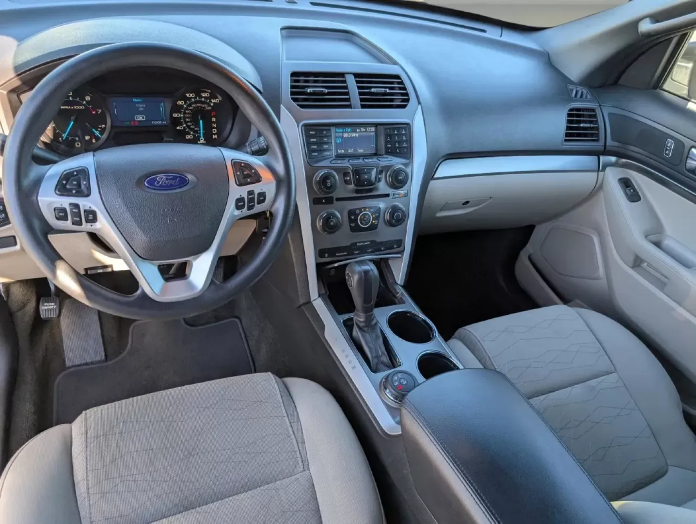 2014 Ford Explorer Base (1FM5K8B84EG) with an Other engine, located at 5115 14th Ave., Columbus, GA, 31904, (706) 323-0345, 32.511494, -84.971046 - **Explore New Adventures with the 2014 Ford Explorer at Gils Auto in Phenix City, AL!**<br /> <br /> Are you ready to elevate your family outings, weekend road trips, or daily commutes? The 2014 Ford Explorer combines versatility, comfort, and reliability, making it an ideal choice for those seeking - Photo#12