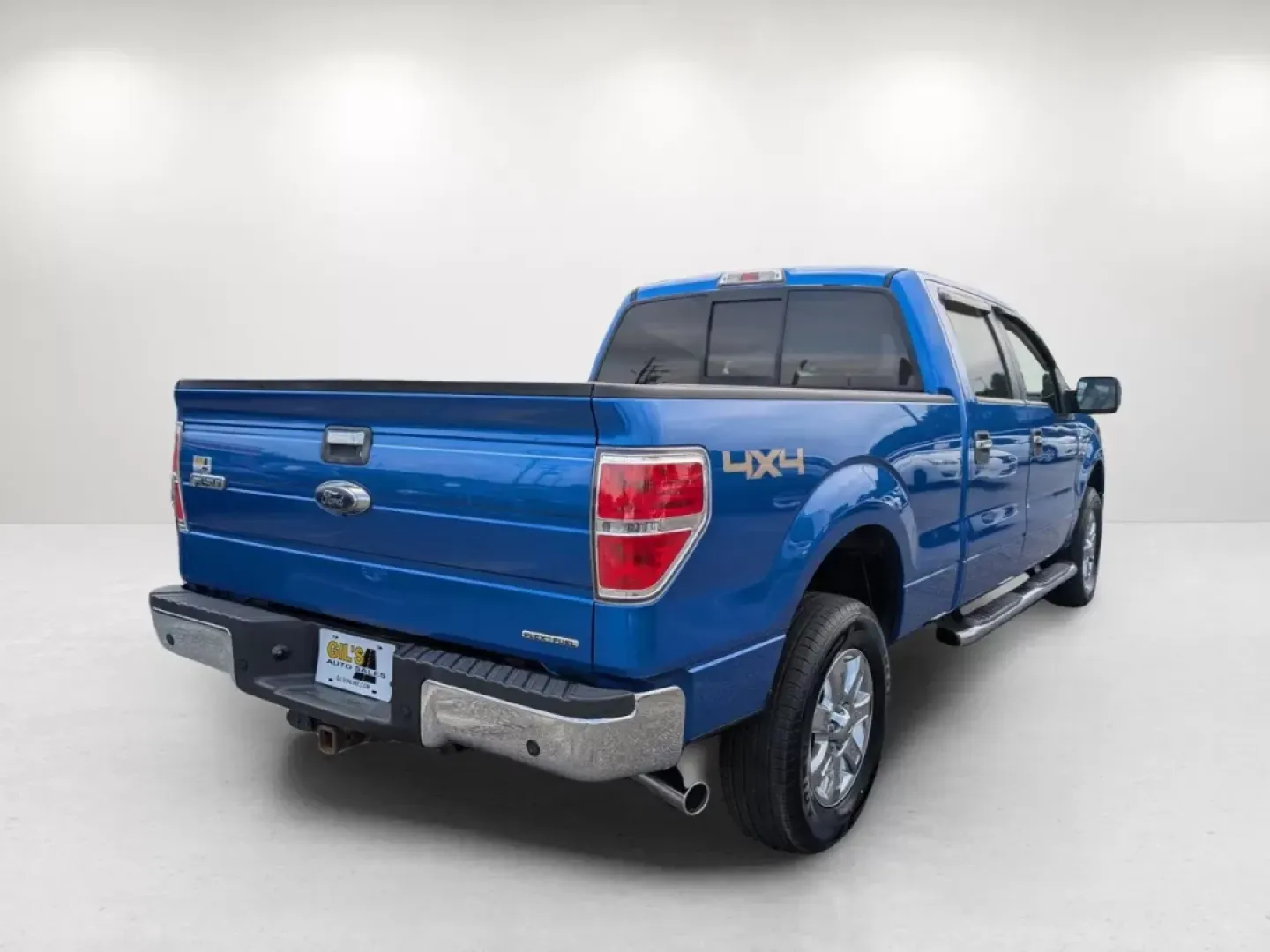 2014 Ford F-150 XLT (1FTFW1EF7EF) with an Other engine, located at 1430 Gateway Drive, Opelika, AL, 36801, (334) 239-0944, 32.637871, -85.409790 - **Take on Life's Adventures with the 2014 Ford F-150 at Gils Auto - Phenix City!**<br /> <br /> If you're looking for a vehicle that can effortlessly transition from daily commutes to weekend adventures, the 2014 Ford F-150 Crew Cab Pickup is the perfect choice for you. This rugged yet refined truck - Photo#11