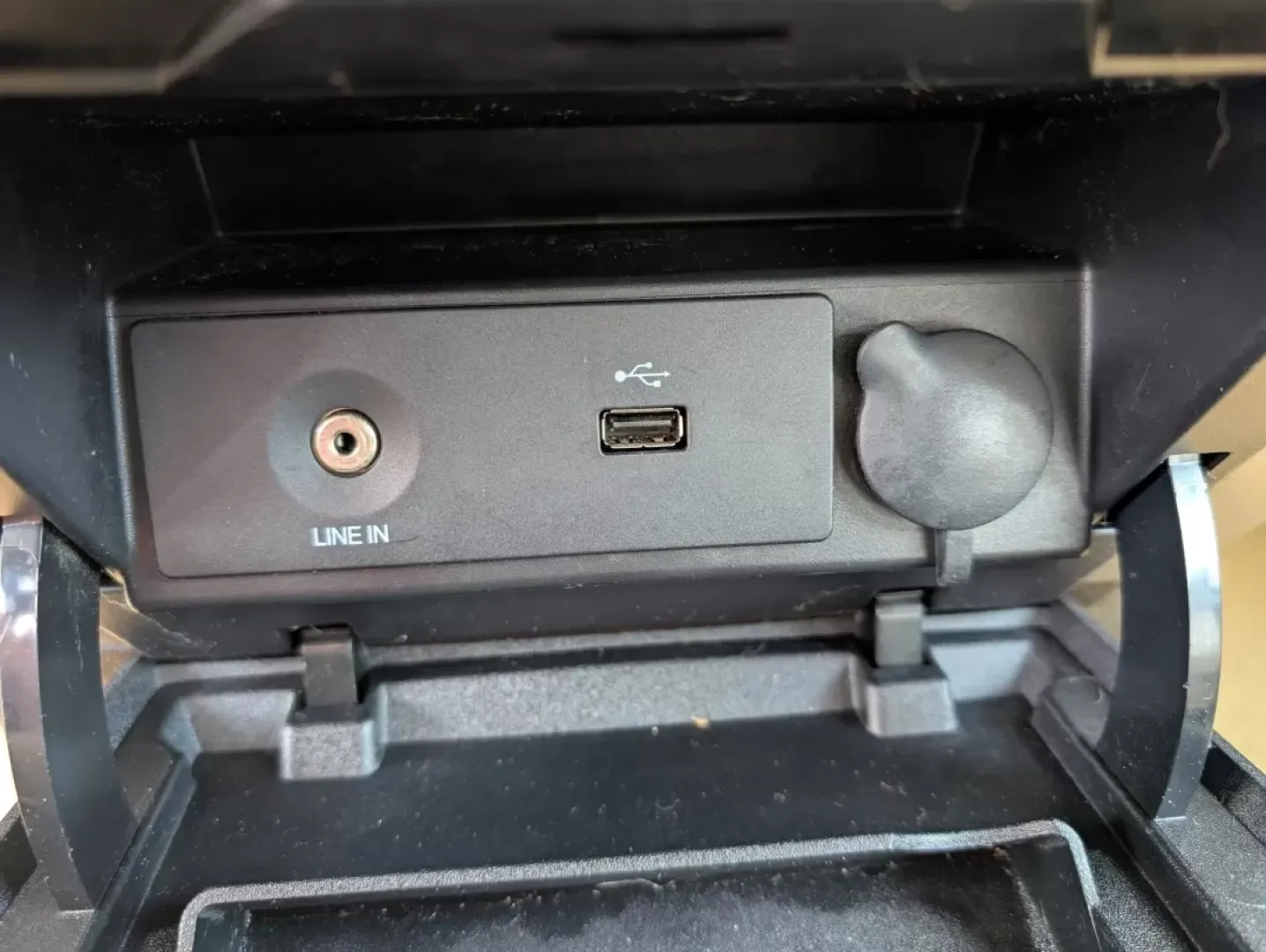 2014 Ford F-150 XLT (1FTFW1EF7EF) with an Other engine, located at 1430 Gateway Drive, Opelika, AL, 36801, (334) 239-0944, 32.637871, -85.409790 - **Take on Life's Adventures with the 2014 Ford F-150 at Gils Auto - Phenix City!**<br /> <br /> If you're looking for a vehicle that can effortlessly transition from daily commutes to weekend adventures, the 2014 Ford F-150 Crew Cab Pickup is the perfect choice for you. This rugged yet refined truck - Photo#14