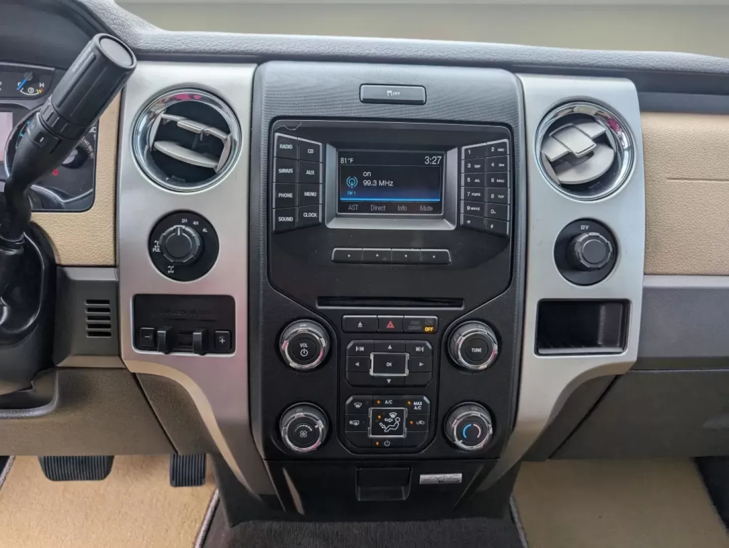 2014 Ford F-150 XLT (1FTFW1EF7EF) with an Other engine, located at 1430 Gateway Drive, Opelika, AL, 36801, (334) 239-0944, 32.637871, -85.409790 - **Take on Life's Adventures with the 2014 Ford F-150 at Gils Auto - Phenix City!**<br /> <br /> If you're looking for a vehicle that can effortlessly transition from daily commutes to weekend adventures, the 2014 Ford F-150 Crew Cab Pickup is the perfect choice for you. This rugged yet refined truck - Photo#21