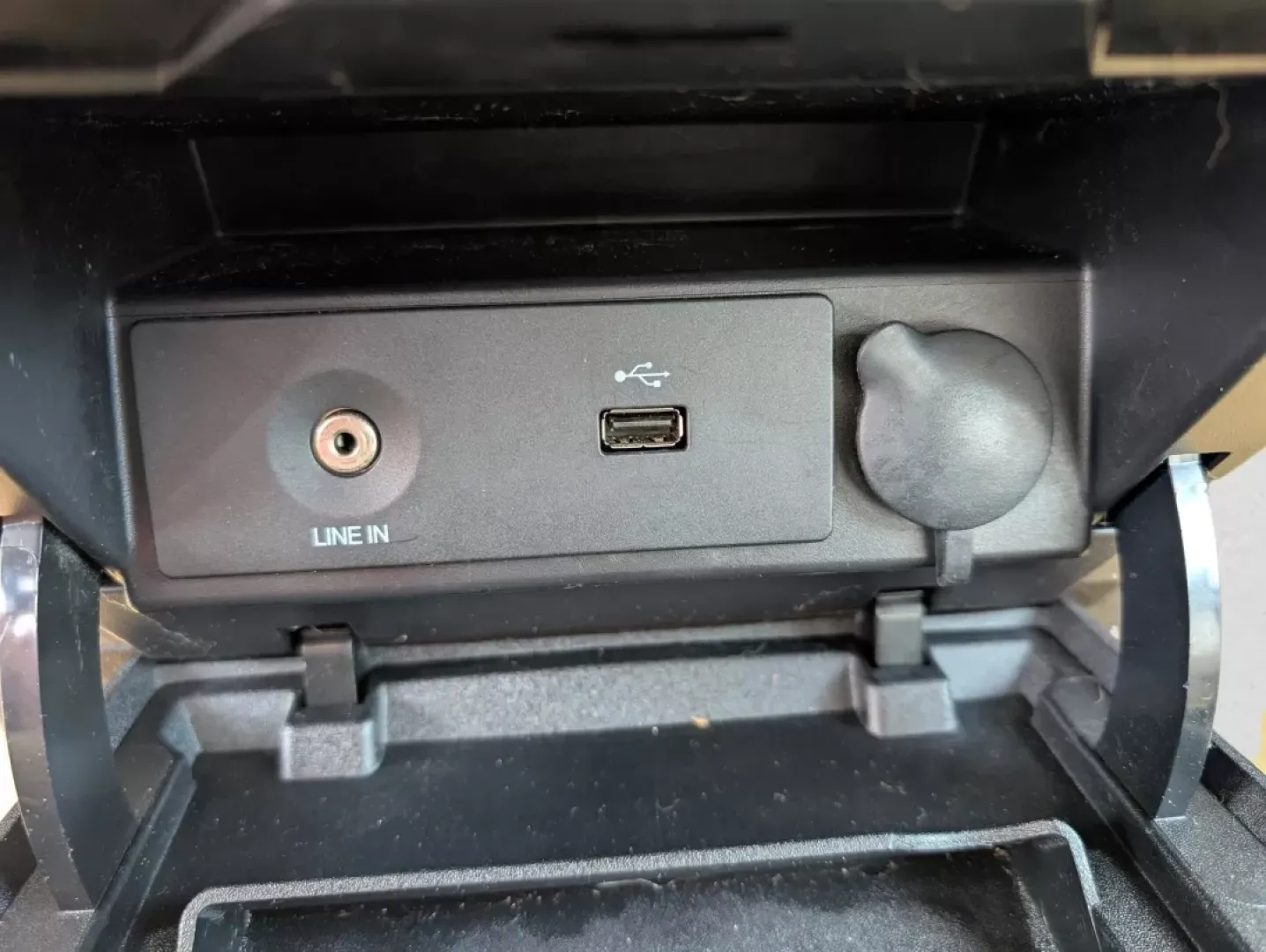 2014 Ford F-150 XLT (1FTFW1EF7EF) with an Other engine, located at 1430 Gateway Drive, Opelika, AL, 36801, (334) 239-0944, 32.637871, -85.409790 - **Take on Life's Adventures with the 2014 Ford F-150 at Gils Auto - Phenix City!**<br /> <br /> If you're looking for a vehicle that can effortlessly transition from daily commutes to weekend adventures, the 2014 Ford F-150 Crew Cab Pickup is the perfect choice for you. This rugged yet refined truck - Photo#29