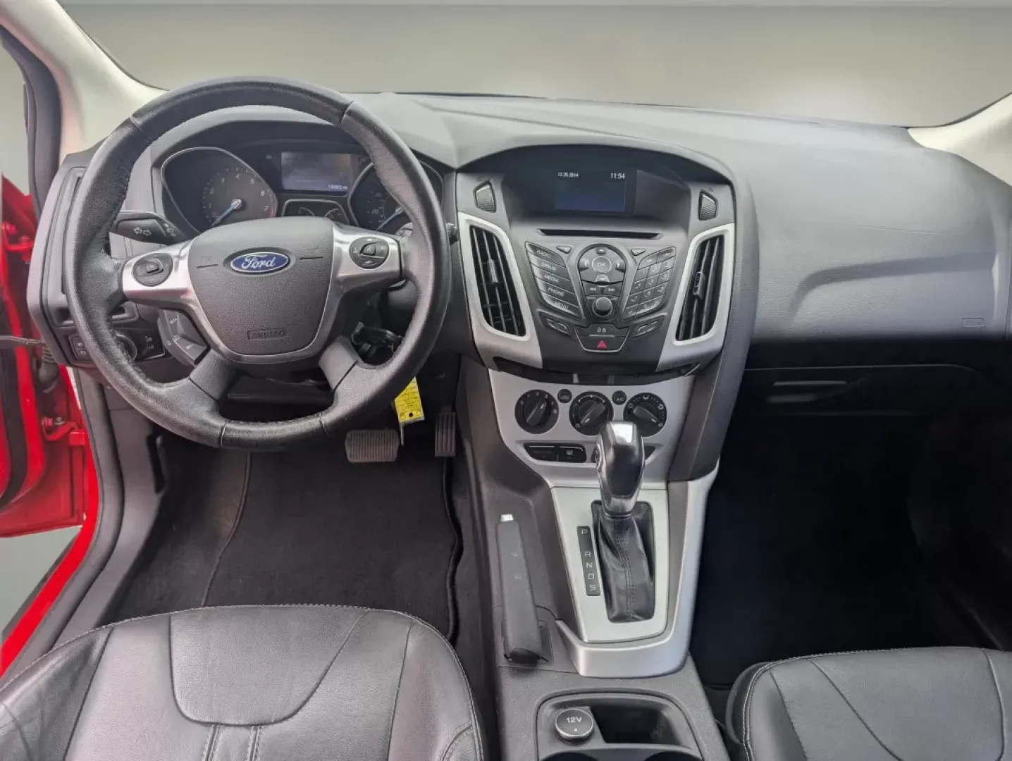 2014 Ford Focus SE (1FADP3K21EL) with an Other engine, located at 804 22nd Ave, Phenix City, AL, 36870, (334) 297-1860, 32.484749, -85.024475 - Experience the thrill of a versatile hatchback that fits seamlessly into your life! Introducing the 2014 Ford Focus SE, a perfect blend of style, efficiency, and technology that is ideal for busy commuters, small families, or anyone looking to elevate their driving experience without breaking the ba - Photo#11