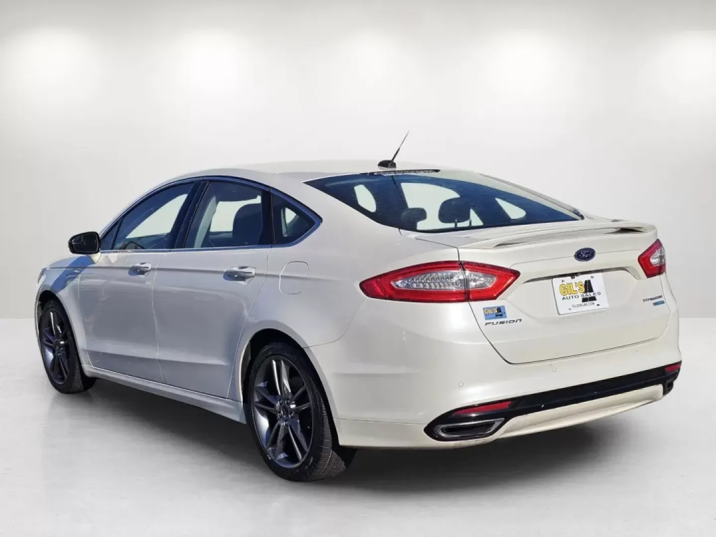 2014 Ford Fusion Titanium (3FA6P0K96ER) with an Other engine, located at 3959 U.S. 80 W, Phenix City, AL, 36870, (334) 297-4885, 32.469296, -85.135185 - **Experience Comfort and Style with This 2014 Ford Fusion Titanium Perfect for Your Daily Commute!**<br /> <br /> Are you looking for a reliable vehicle that perfectly balances comfort, technology, and style? The 2014 Ford Fusion Titanium is your ideal companion, whether you're navigating the bustl - Photo#6