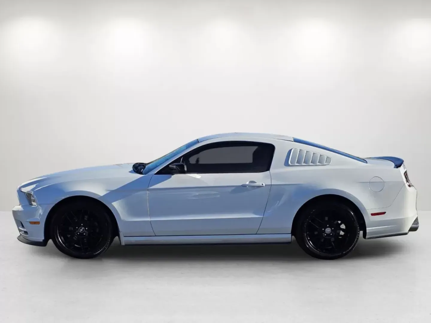 2014 Ford Mustang (1ZVBP8AM9E5) with an Other engine, located at 5115 14th Ave., Columbus, GA, 31904, (706) 323-0345, 32.511494, -84.971046 - Unleash your inner rebel with the 2014 Ford Mustang, the quintessential American muscle car that embodies freedom and adventure. Ideal for thrill-seekers and weekend warriors alike, this stunning white coupe combines timeless style with exhilarating performance. If you're looking to make an unforget - Photo#8