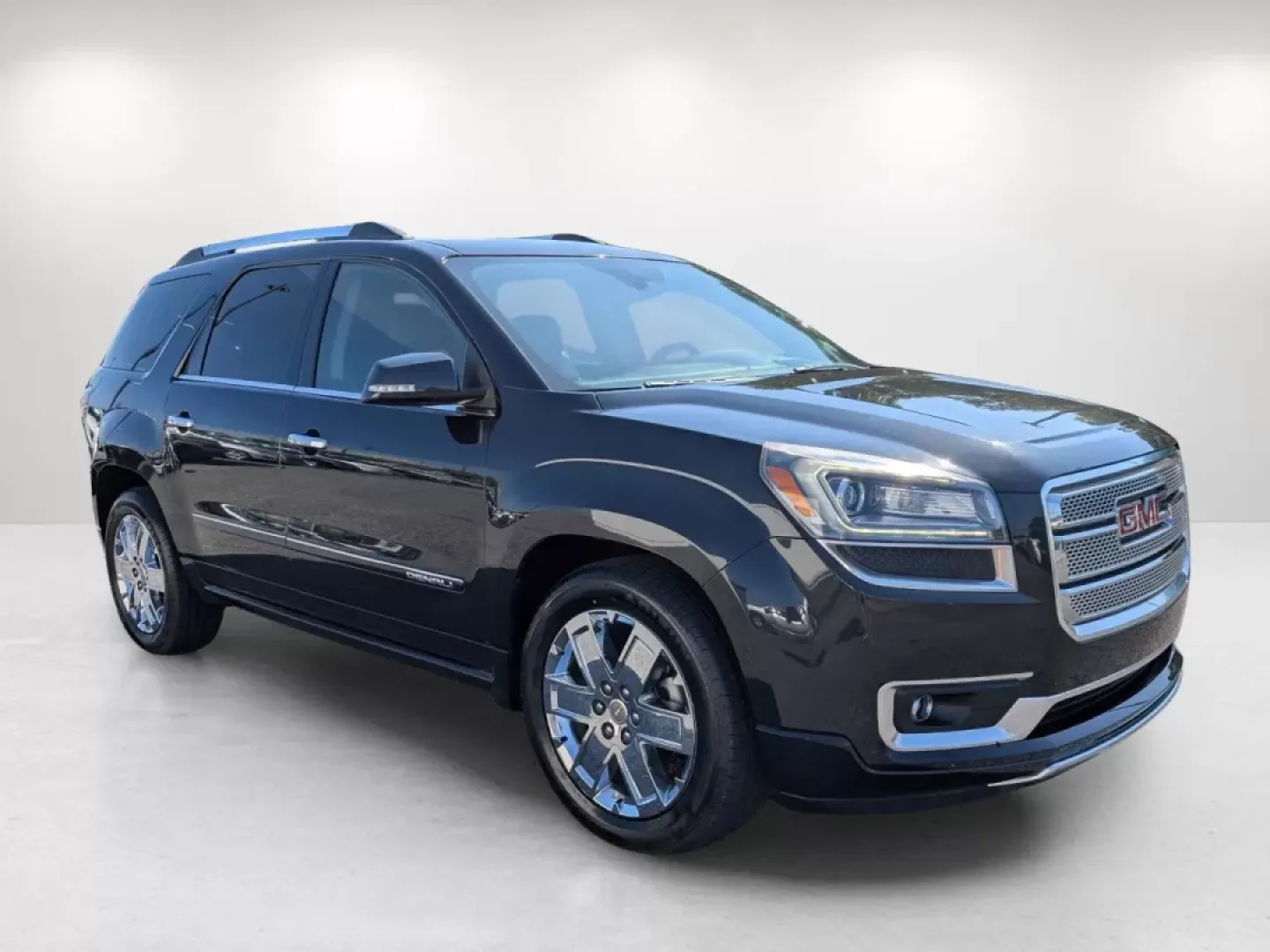 2014 /Ebony GMC Acadia Denali (1GKKVTKD4EJ) with an Other engine, located at 3959 U.S. 80 W, Phenix City, AL, 36870, (334) 297-4885, 32.469296, -85.135185 - **Experience the Family-Friendly Adventure with This 2014 GMC Acadia Denali!**<br /> <br /> Are you ready to elevate your family adventures? The 2014 GMC Acadia Denali offers a blend of elegance and practicality, making it the perfect SUV for growing families and weekend explorers alike. With spacio - Photo#3