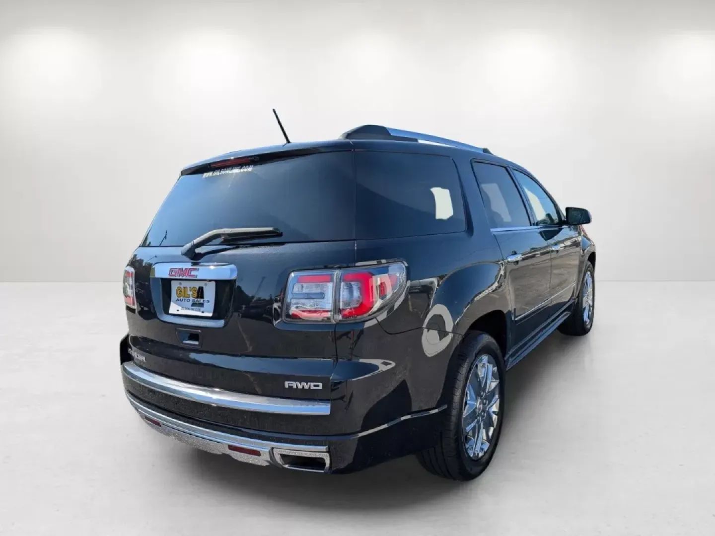 2014 /Ebony GMC Acadia Denali (1GKKVTKD4EJ) with an Other engine, located at 3959 U.S. 80 W, Phenix City, AL, 36870, (334) 297-4885, 32.469296, -85.135185 - **Experience the Family-Friendly Adventure with This 2014 GMC Acadia Denali!**<br /> <br /> Are you ready to elevate your family adventures? The 2014 GMC Acadia Denali offers a blend of elegance and practicality, making it the perfect SUV for growing families and weekend explorers alike. With spacio - Photo#5