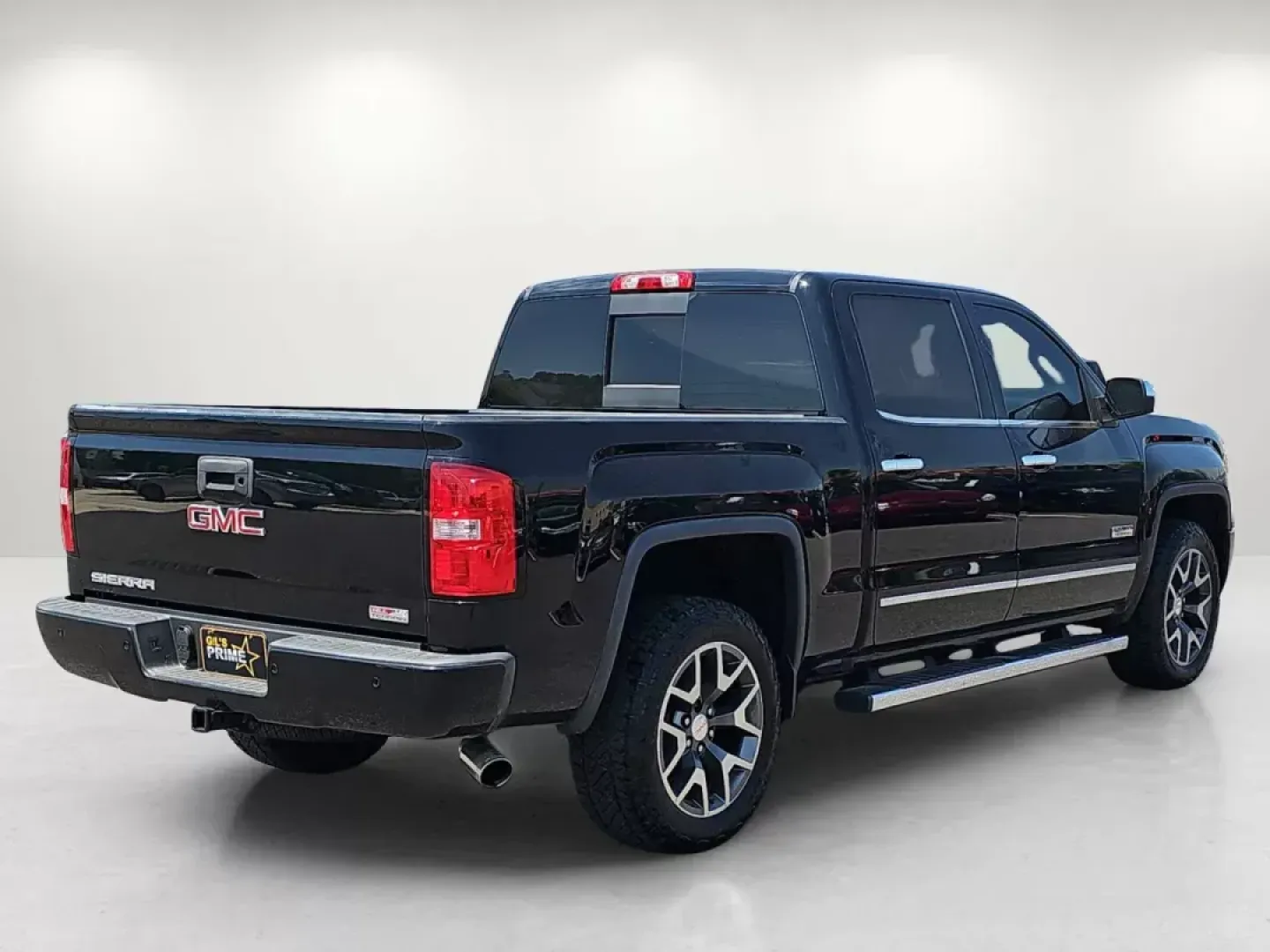 2014 /Jet Black GMC Sierra 1500 SLT (3GTU2VEC1EG) with an Other engine, located at 521 Old Farm Lane Rd, Prattville, AL, 36066, (334) 325-1505, 32.482460, -86.416367 - **Unleash Your Adventurous Spirit with the 2014 GMC Sierra 1500 SLT Perfect for Weekend Getaways!**<br /> <br /> If you're seeking a trusty companion for your weekend adventures, look no further than this stunning 2014 GMC Sierra 1500 SLT, available now at Gils Auto in Prattville, AL. This powerful - Photo#5