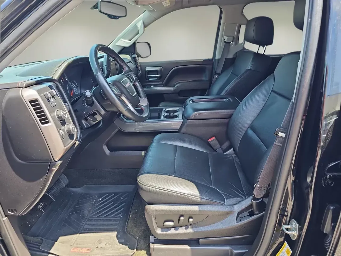 2014 /Jet Black GMC Sierra 1500 SLT (3GTU2VEC1EG) with an Other engine, located at 521 Old Farm Lane Rd, Prattville, AL, 36066, (334) 325-1505, 32.482460, -86.416367 - **Unleash Your Adventurous Spirit with the 2014 GMC Sierra 1500 SLT Perfect for Weekend Getaways!**<br /> <br /> If you're seeking a trusty companion for your weekend adventures, look no further than this stunning 2014 GMC Sierra 1500 SLT, available now at Gils Auto in Prattville, AL. This powerful - Photo#10