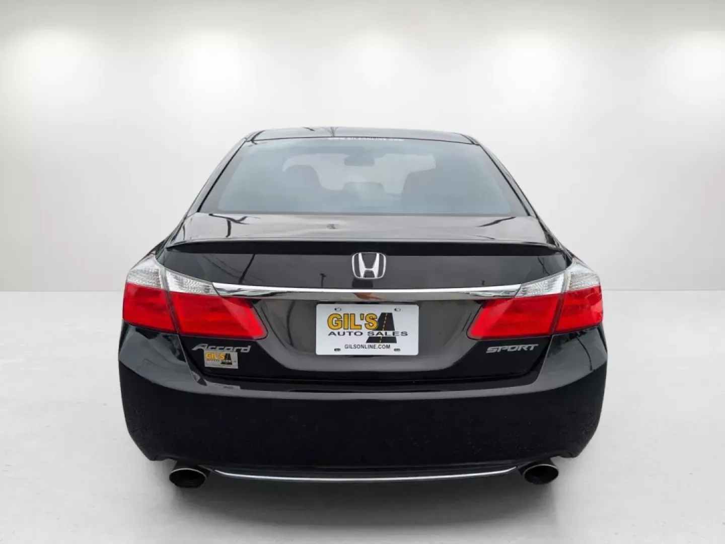 2014 Honda Accord Sedan Sport (1HGCR2F52EA) with an Other engine, located at 804 22nd Ave, Phenix City, AL, 36870, (334) 297-1860, 32.484749, -85.024475 - **Discover the Perfect 2014 Honda Accord Sport: Your Dream Sedan for Every Lifestyle!**<br /> <br /> Are you in search of a reliable vehicle to enhance your daily commute or make family outings more enjoyable? Look no further than this stunning 2014 Honda Accord Sedan, now available at Gils Auto in - Photo#5