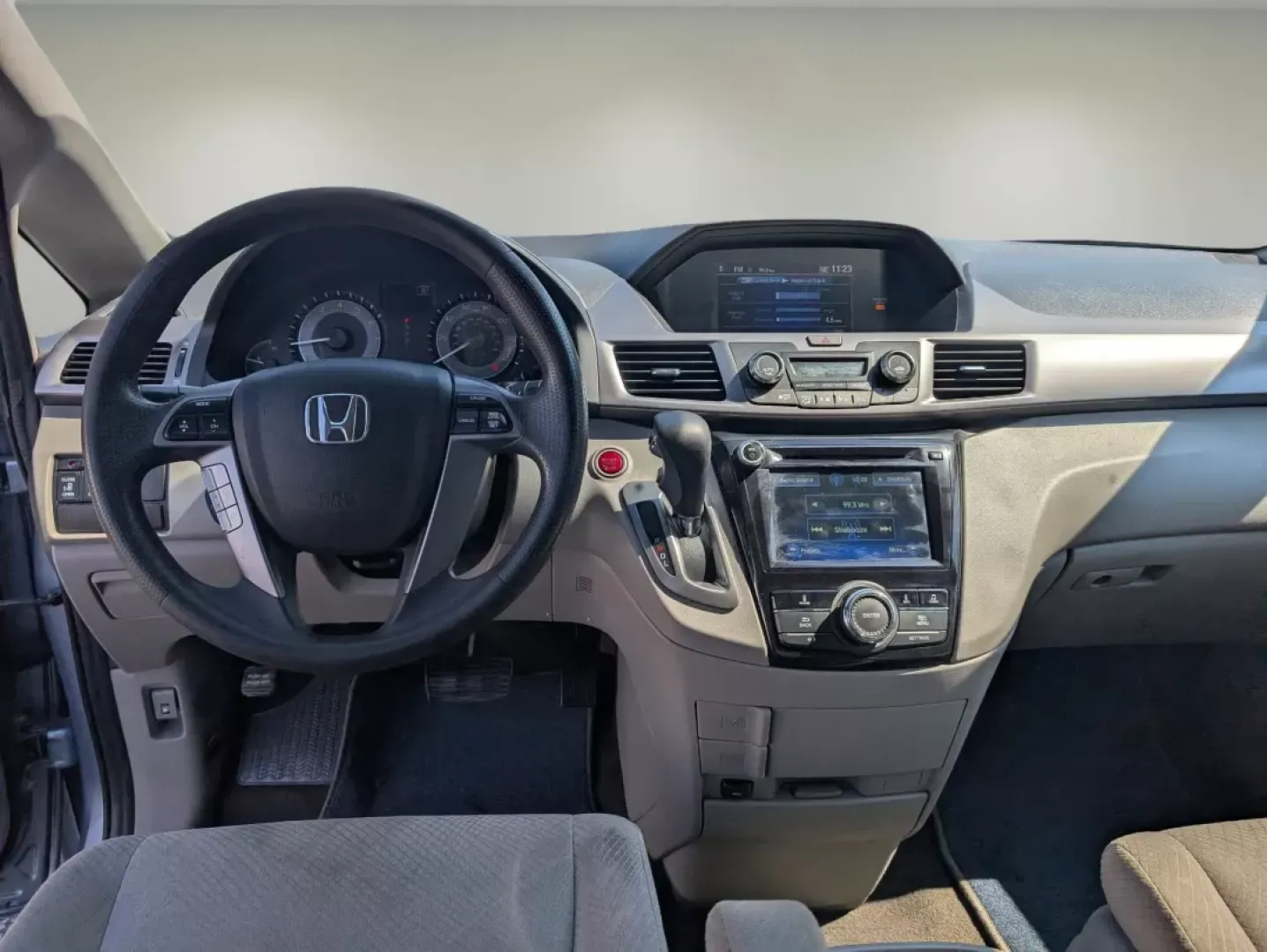 2014 Honda Odyssey EX (5FNRL5H45EB) with an Other engine, located at 5115 14th Ave., Columbus, GA, 31904, (706) 323-0345, 32.511494, -84.971046 - **Discover Family Adventures with the 2014 Honda Odyssey EX at Gils Auto in Phenix City, AL!**<br /> <br /> Are you on the hunt for a reliable family vehicle that combines space, comfort, and advanced features? Look no further than this 2014 Honda Odyssey EX, designed to make your family outings and - Photo#12