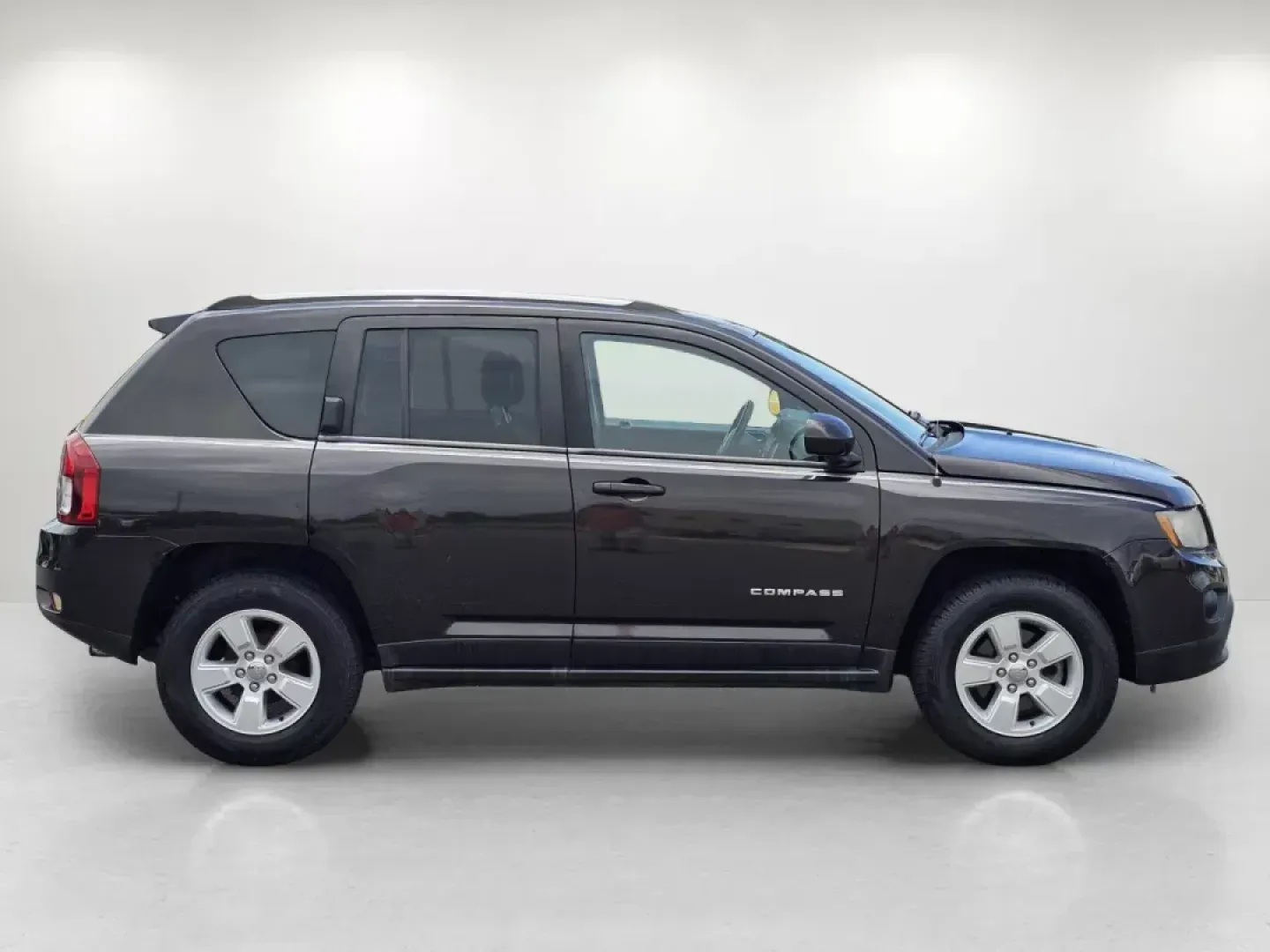 2014 /Dark Slate Gray Jeep Compass Latitude (1C4NJCEA9ED) with an Other engine, located at 521 Old Farm Lane Rd, Prattville, AL, 36066, (334) 325-1505, 32.482460, -86.416367 - **Unleash Your Adventurous Side with the 2014 Jeep Compass Latitude! Perfect for Your Next Journey!**<br /> <br /> Are you in search of a vehicle that fits your adventurous spirit and is also perfect for your daily life? Look no further! The 2014 Jeep Compass Latitude is designed for those who crave - Photo#2