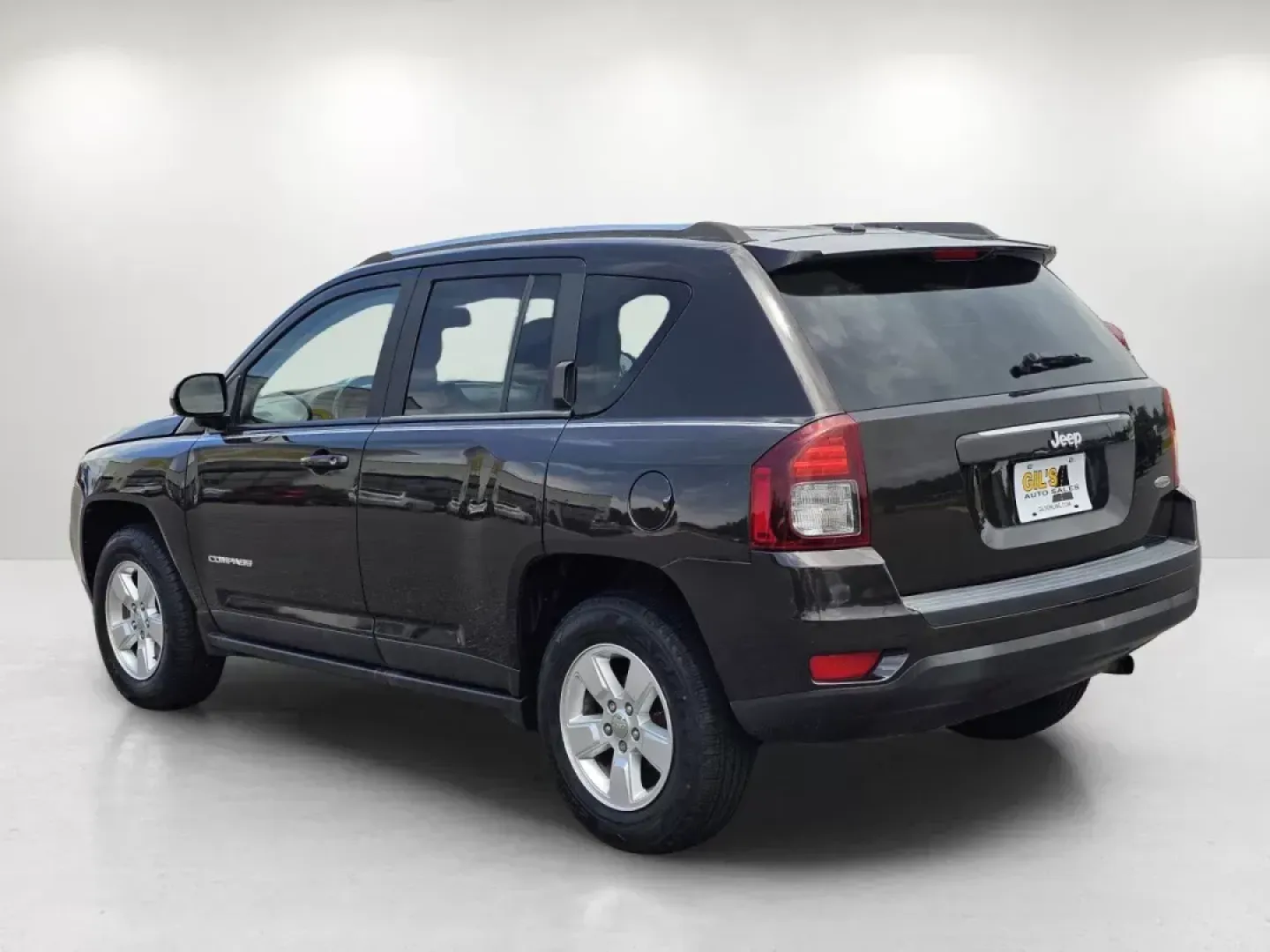 2014 /Dark Slate Gray Jeep Compass Latitude (1C4NJCEA9ED) with an Other engine, located at 521 Old Farm Lane Rd, Prattville, AL, 36066, (334) 325-1505, 32.482460, -86.416367 - **Unleash Your Adventurous Side with the 2014 Jeep Compass Latitude! Perfect for Your Next Journey!**<br /> <br /> Are you in search of a vehicle that fits your adventurous spirit and is also perfect for your daily life? Look no further! The 2014 Jeep Compass Latitude is designed for those who crave - Photo#5