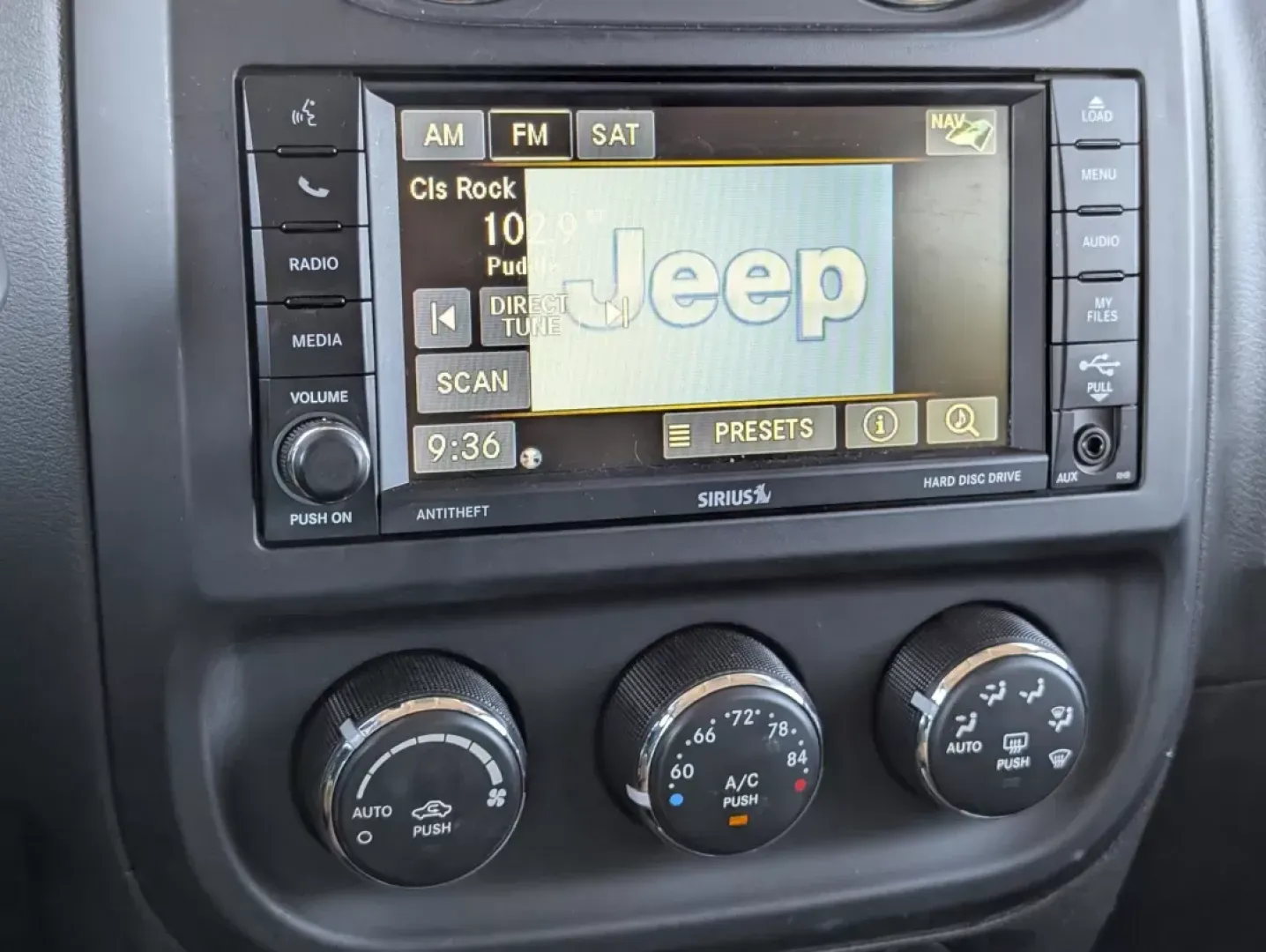 2014 /Dark Slate Gray Jeep Patriot Limited (1C4NJPCB8ED) with an Other engine, located at 7000 Northlake Connector, Columbus, GA, 31904, (706) 987-8085, 32.524975, -84.978134 - Discover the ultimate blend of style and practicality with the 2014 Jeep Patriot Limited, an SUV designed for those who refuse to compromise on adventure or comfort. Whether you're exploring the scenic routes of the Chattahoochee River or commuting through the bustling streets of Phenix City, AL, th - Photo#16