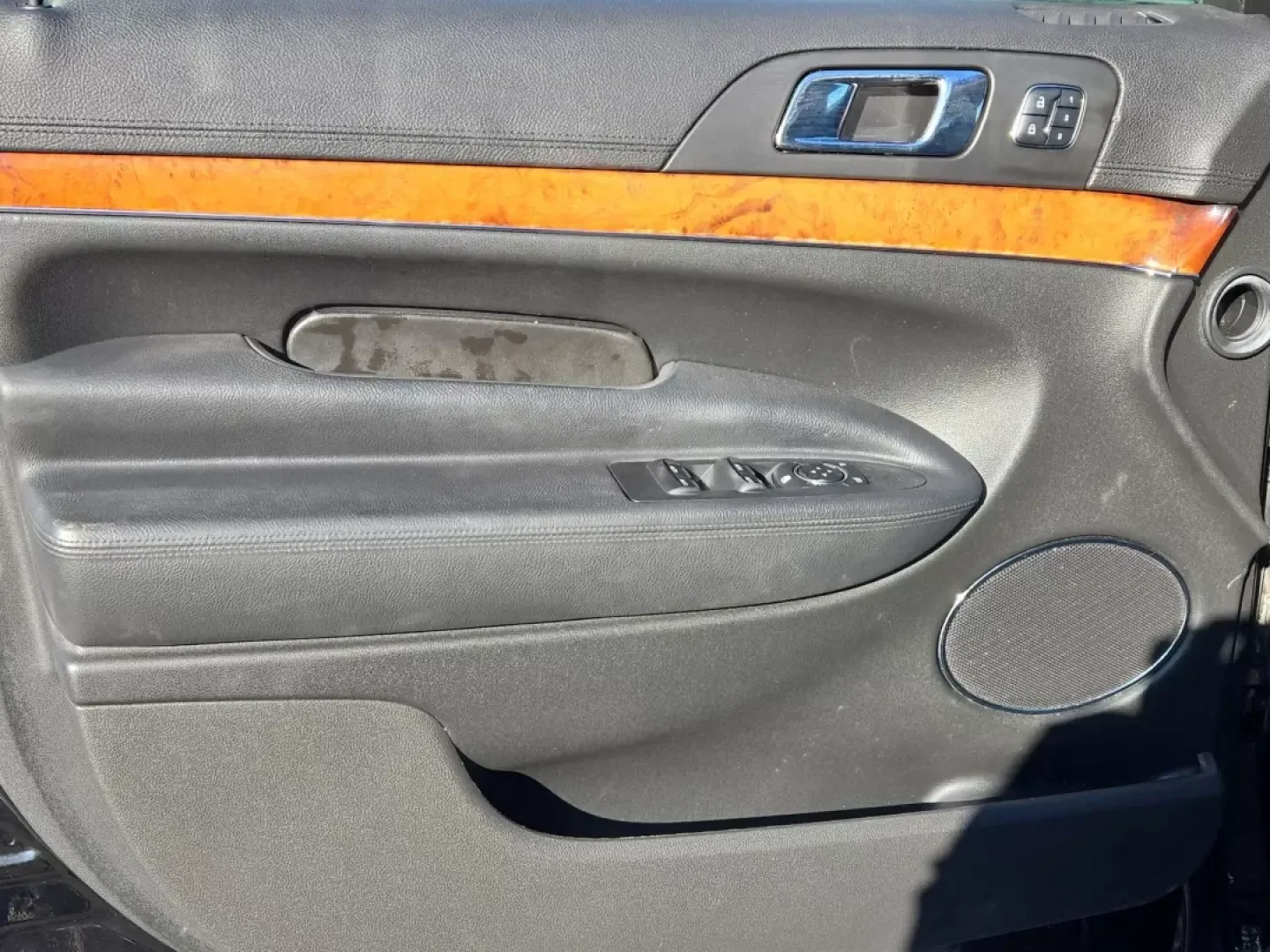 2014 Lincoln MKT (2LMHJ5NK0EB) with an Other engine, located at 7000 Northlake Connector, Columbus, GA, 31904, (706) 987-8085, 32.524975, -84.978134 - ### Experience Luxury and Versatility with the 2014 Lincoln MKT at Gils Auto in Phenix City<br /> <br /> Are you searching for a vehicle that seamlessly combines elegance, comfort, and practicality? Look no further than the 2014 Lincoln MKT, now available at Gils Auto in Phenix City, AL! This sporty - Photo#9