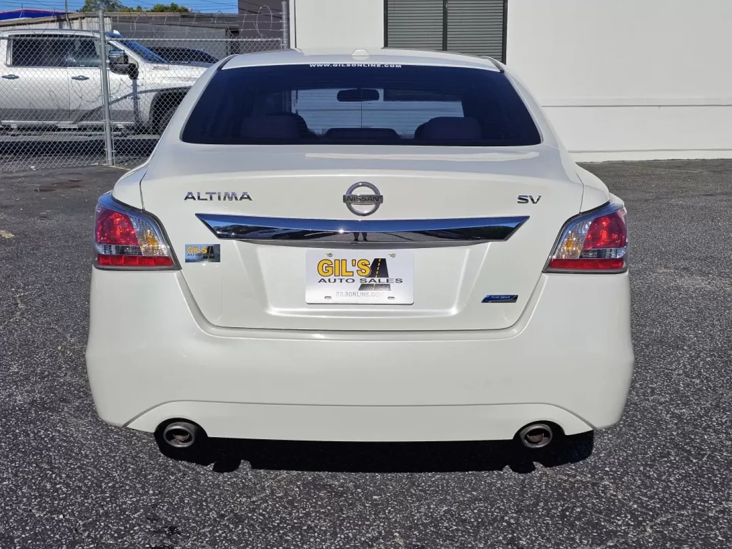 2014 /Beige Nissan Altima 2.5 SV (1N4AL3AP7EC) with an Other engine, located at 3959 U.S. 80 W, Phenix City, AL, 36870, (334) 297-4885, 32.469296, -85.135185 - **Experience the Freedom of the Open Road with the 2014 Nissan Altima 2.5 SV** <br /> <br /> Are you ready to elevate your daily commute or embark on weekend adventures? The 2014 Nissan Altima 2.5 SV is your perfect companion for both city and highway driving, making it ideal for budget-conscious - Photo#5