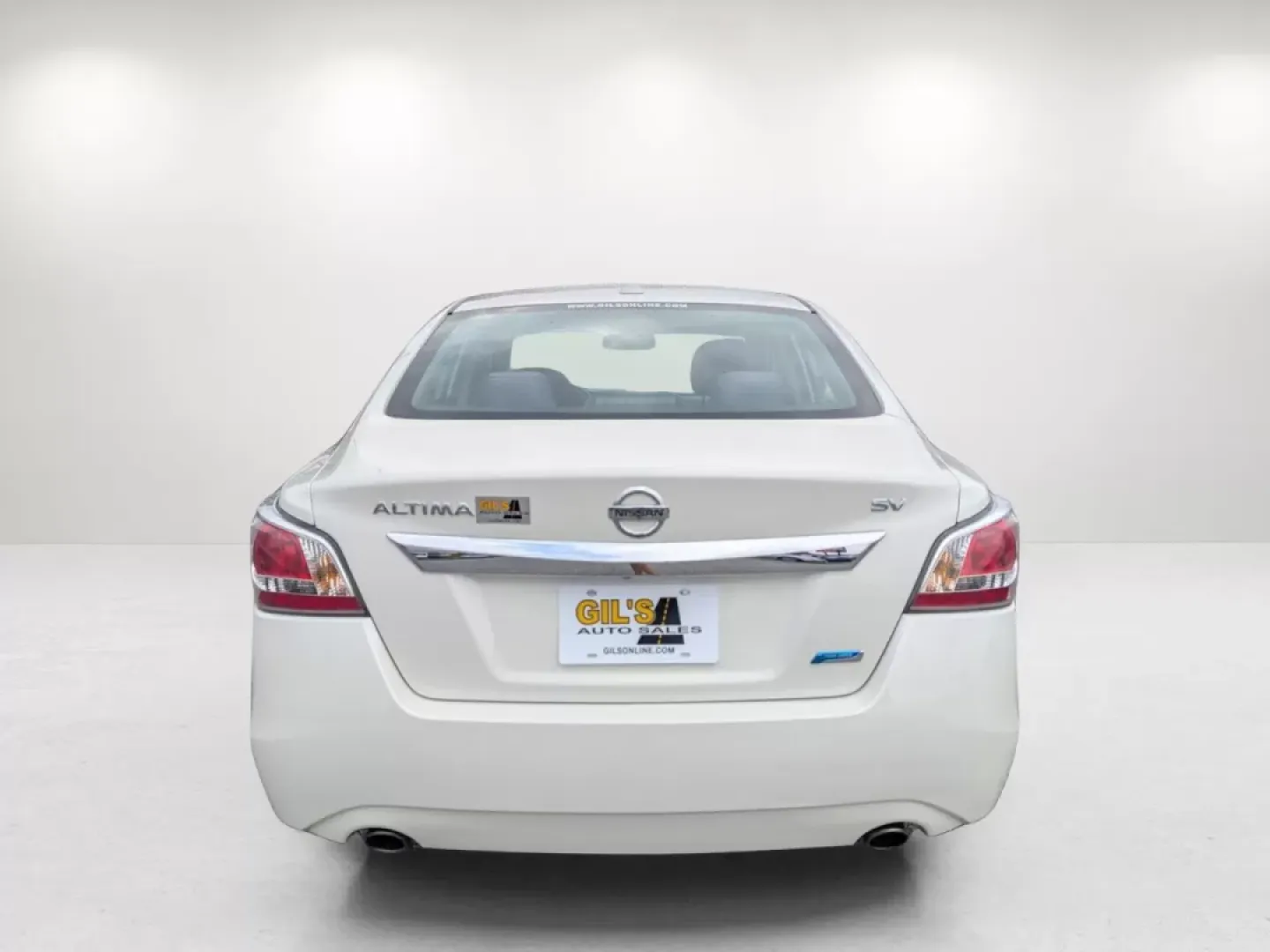 2014 /Charcoal Nissan Altima 2.5 SV (1N4AL3AP4EC) with an Other engine, located at 3959 U.S. 80 W, Phenix City, AL, 36870, (334) 297-4885, 32.469296, -85.135185 - **Unlock Your Next Adventure with the 2014 Nissan Altima 2.5 SV at Gils Auto!**<br /> <br /> Are you looking for a reliable and stylish sedan that caters to your daily commute, weekend getaways, or family outings? The 2014 Nissan Altima 2.5 SV, available at Gils Auto in Phenix City, AL, perfectly bl - Photo#5