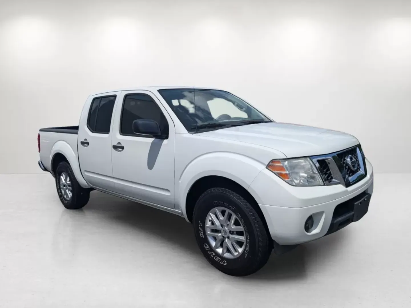2014 /Steel Nissan Frontier SV (1N6AD0ER9EN) with an Other engine, located at 804 22nd Ave, Phenix City, AL, 36870, (334) 297-1860, 32.484749, -85.024475 - **Experience Adventure and Reliability with This 2014 Nissan Frontier SV at Gils Auto in Phenix City, AL!**<br /> <br /> Looking for a dependable vehicle that fits your active lifestyle? Look no further than this **2014 Nissan Frontier SV**, perfect for those who need a reliable pickup for weekend a - Photo#1