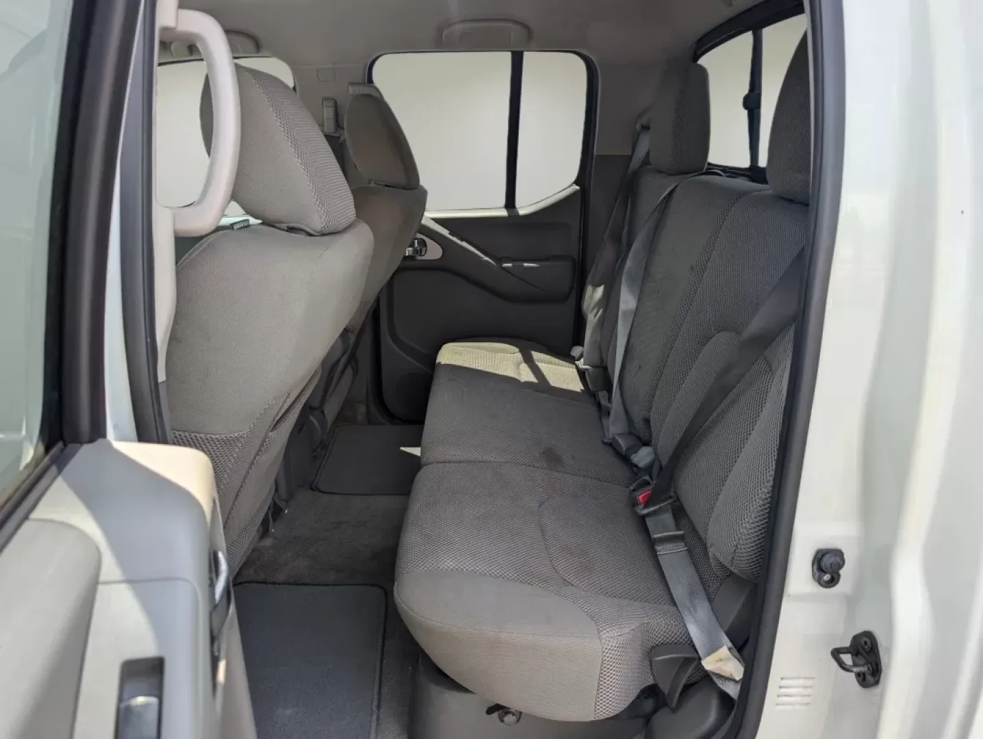 2014 /Steel Nissan Frontier SV (1N6AD0ER9EN) with an Other engine, located at 804 22nd Ave, Phenix City, AL, 36870, (334) 297-1860, 32.484749, -85.024475 - **Experience Adventure and Reliability with This 2014 Nissan Frontier SV at Gils Auto in Phenix City, AL!**<br /> <br /> Looking for a dependable vehicle that fits your active lifestyle? Look no further than this **2014 Nissan Frontier SV**, perfect for those who need a reliable pickup for weekend a - Photo#9