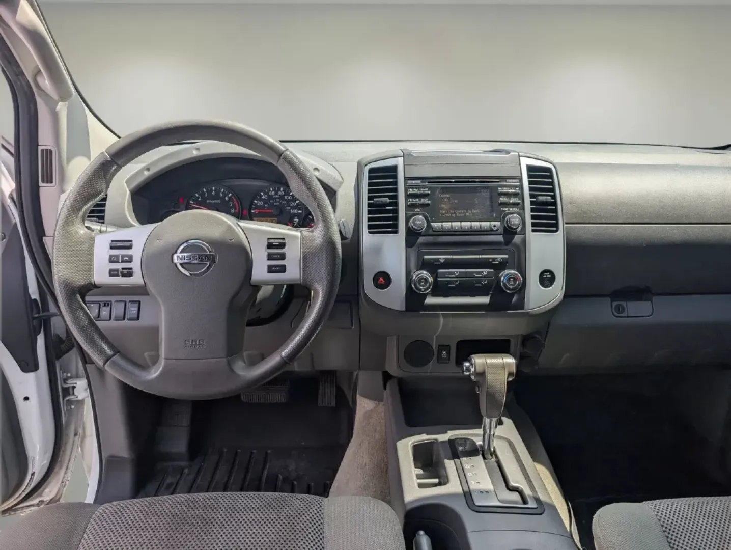 2014 /Steel Nissan Frontier SV (1N6AD0ER9EN) with an Other engine, located at 804 22nd Ave, Phenix City, AL, 36870, (334) 297-1860, 32.484749, -85.024475 - **Experience Adventure and Reliability with This 2014 Nissan Frontier SV at Gils Auto in Phenix City, AL!**<br /> <br /> Looking for a dependable vehicle that fits your active lifestyle? Look no further than this **2014 Nissan Frontier SV**, perfect for those who need a reliable pickup for weekend a - Photo#10