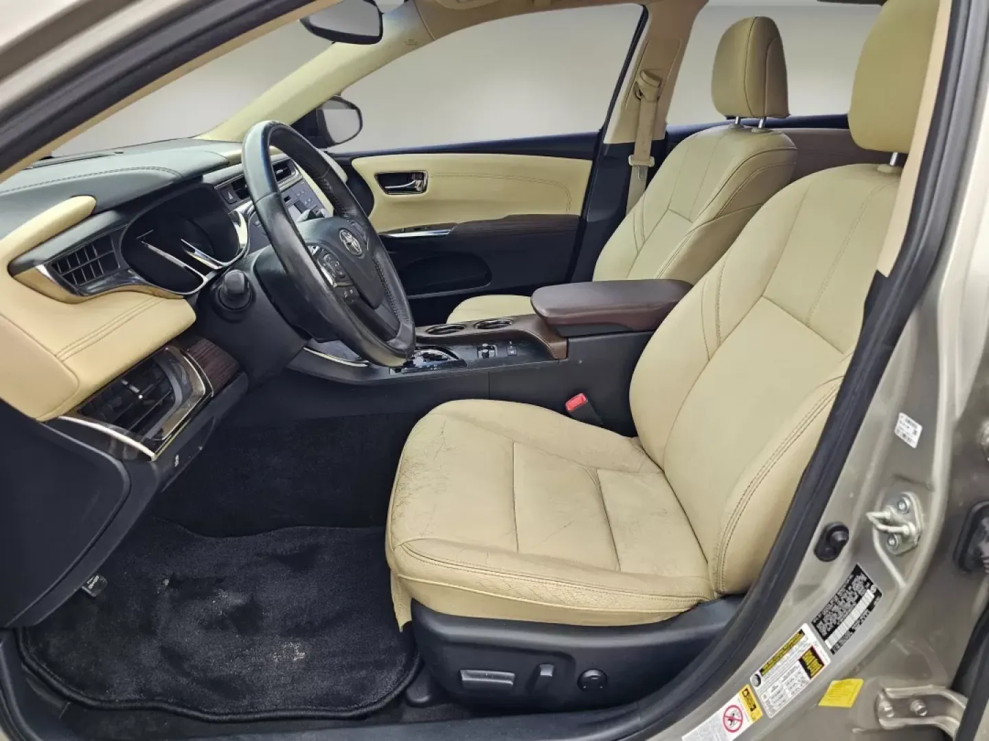 2014 Toyota Avalon Hybrid XLE Premium (4T1BD1EB0EU) with an Other engine, located at 521 Old Farm Lane Rd, Prattville, AL, 36066, (334) 325-1505, 32.482460, -86.416367 - Experience the perfect blend of luxury and efficiency with the 2014 Toyota Avalon Hybrid, available now at Gils Auto in Phenix City, AL! This stunning sedan isn't just a ride; it's an experience designed for ultimate comfort and convenience, making it an ideal choice for both daily commutes and week - Photo#9