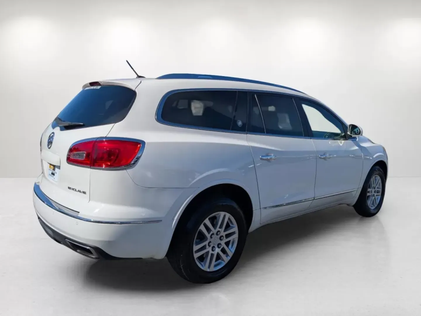 2015 /Light Titanium Buick Enclave Convenience (5GAKRAKD5FJ) with an Other engine, located at 3959 U.S. 80 W, Phenix City, AL, 36870, (334) 297-4885, 32.469296, -85.135185 - ### Experience Family Adventures with the 2015 Buick Enclave at Gils Auto - Phenix City!<br /> <br /> When it comes to family outings, the right vehicle can make all the difference. The **2015 Buick Enclave**, available now at **Gils Auto**, is your ticket to comfort, safety, and style! With spaciou - Photo#4