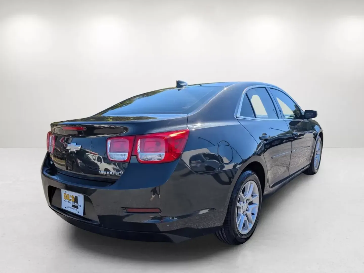 2015 /Jet Black/Titanium Chevrolet Malibu LT (1G11C5SL1FF) with an Other engine, located at 5115 14th Ave., Columbus, GA, 31904, (706) 323-0345, 32.511494, -84.971046 - **Experience a New Level of Driving with the 2015 Chevrolet Malibu LT from Gils Auto - Phenix City #2!**<br /> <br /> Are you in the market for a reliable and stylish sedan that can accommodate your busy lifestyle? Look no further than this impressive 2015 Chevrolet Malibu LT, available now at Gils - Photo#4