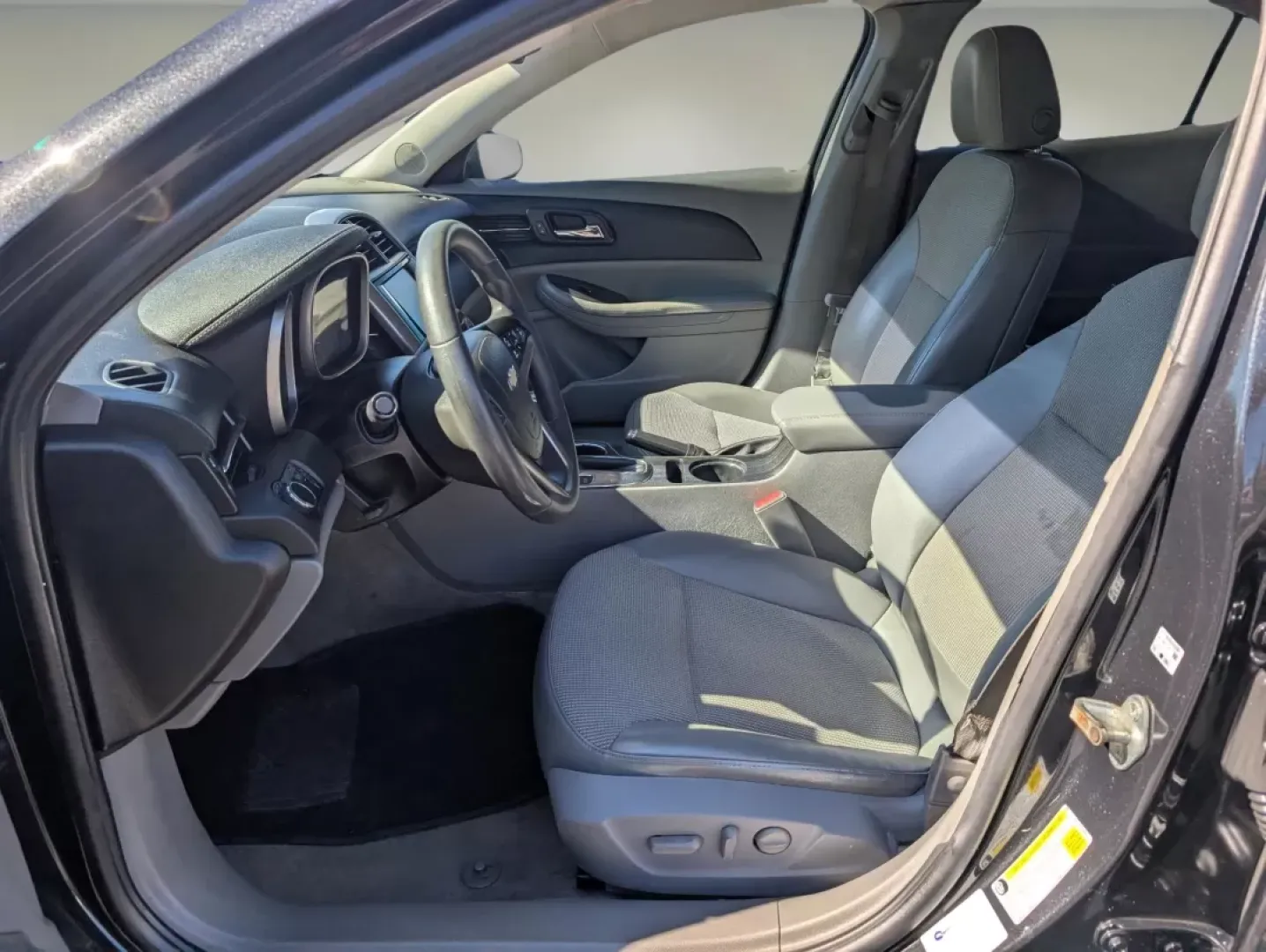 2015 /Jet Black/Titanium Chevrolet Malibu LT (1G11C5SL1FF) with an Other engine, located at 5115 14th Ave., Columbus, GA, 31904, (706) 323-0345, 32.511494, -84.971046 - **Experience a New Level of Driving with the 2015 Chevrolet Malibu LT from Gils Auto - Phenix City #2!**<br /> <br /> Are you in the market for a reliable and stylish sedan that can accommodate your busy lifestyle? Look no further than this impressive 2015 Chevrolet Malibu LT, available now at Gils - Photo#9