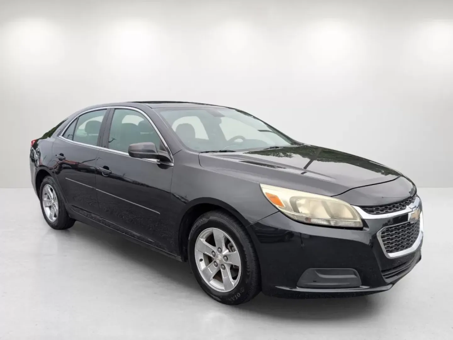 2015 Black Granite Metallic /Jet Black/Titanium Chevrolet Malibu LS (1G11B5SL8FF) with an Other engine, located at 1430 Gateway Drive, Opelika, AL, 36801, (334) 239-0944, 32.637871, -85.409790 - 2015 Chevrolet Malibu LS - Photo#2
