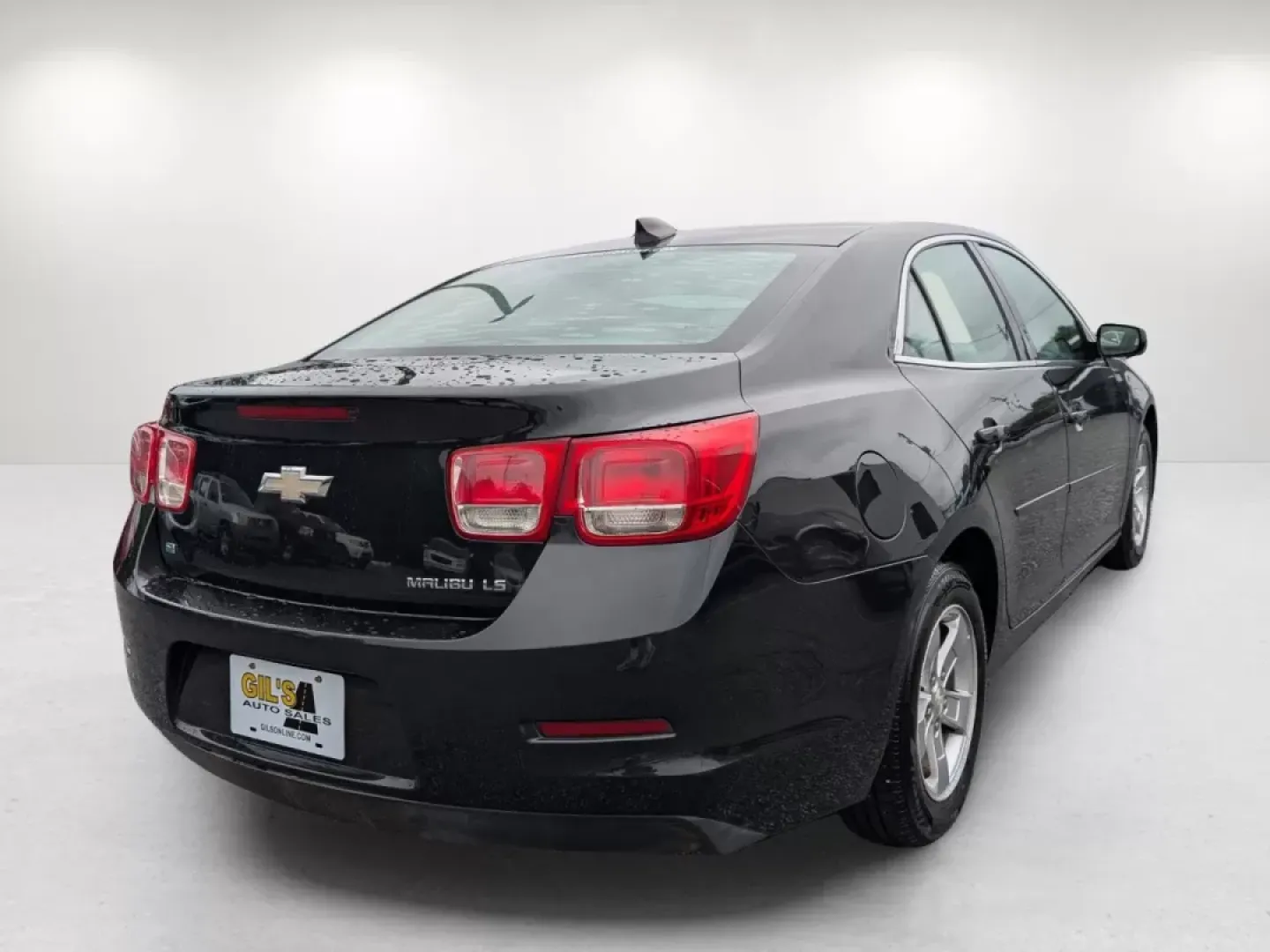 2015 Black Granite Metallic /Jet Black/Titanium Chevrolet Malibu LS (1G11B5SL8FF) with an Other engine, located at 1430 Gateway Drive, Opelika, AL, 36801, (334) 239-0944, 32.637871, -85.409790 - 2015 Chevrolet Malibu LS - Photo#4